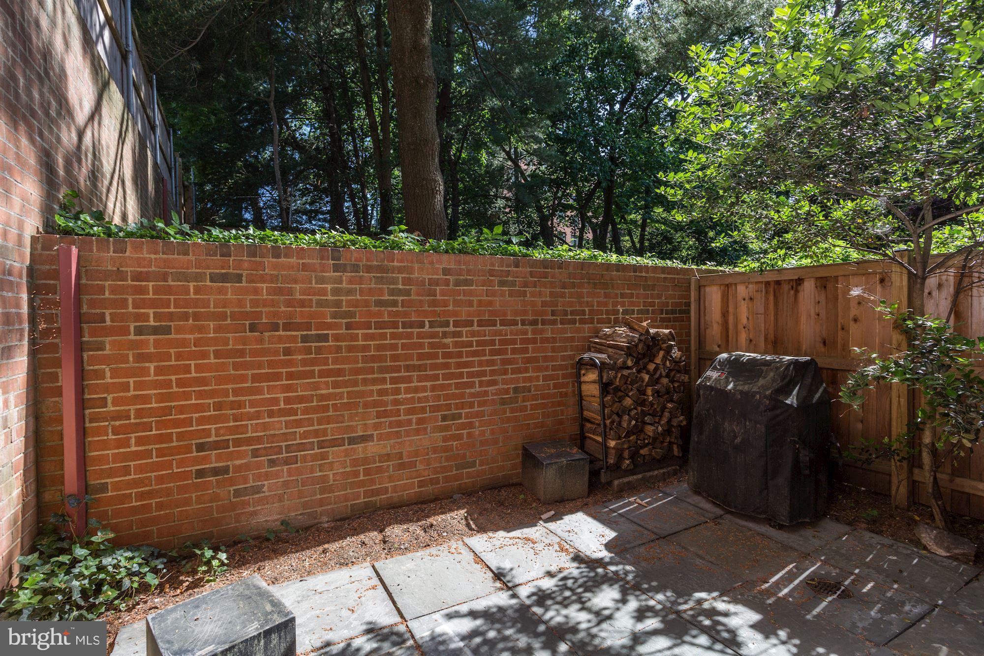 WESLEY HEIGHTS - Residential Lease