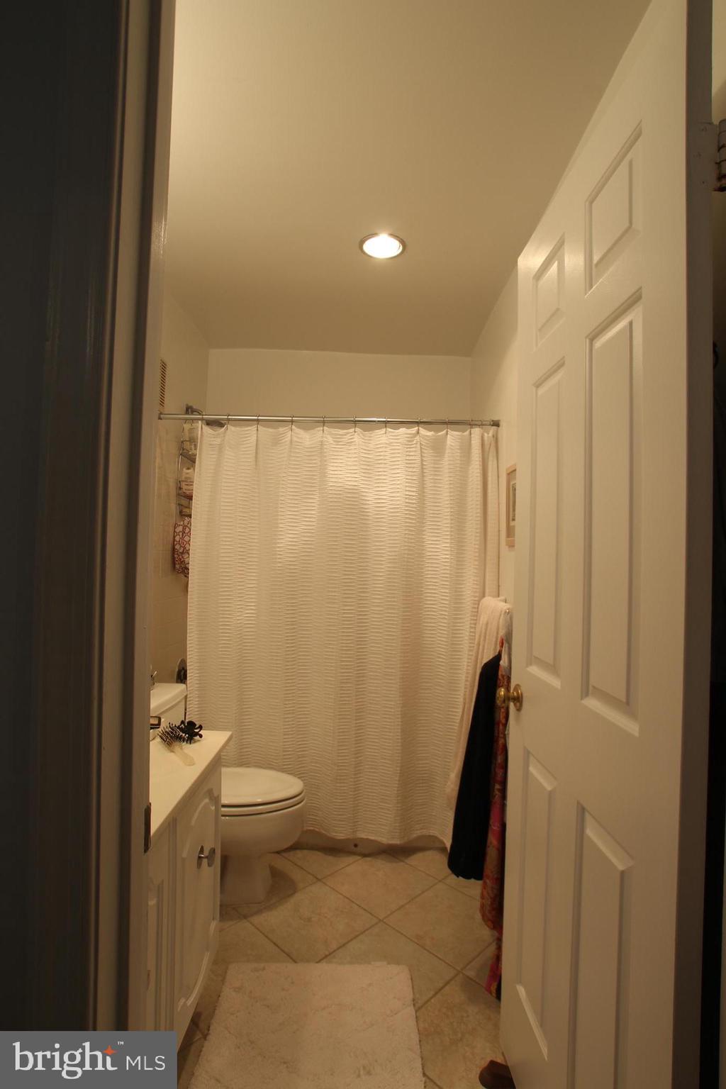 WESLEY HEIGHTS - Residential Lease