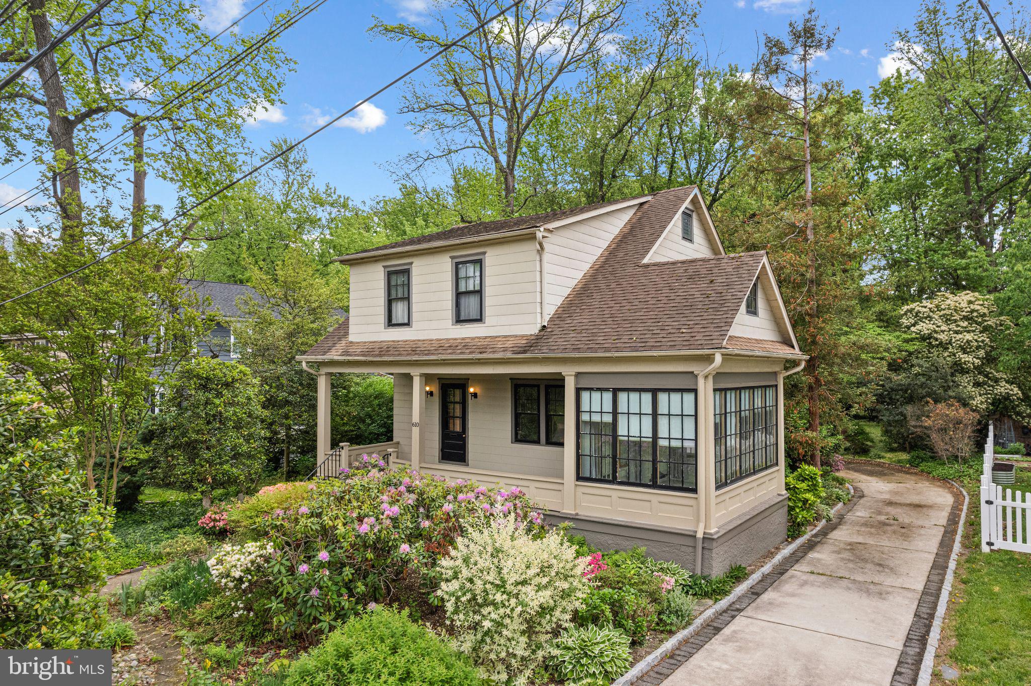 610 MAPLE AVENUE