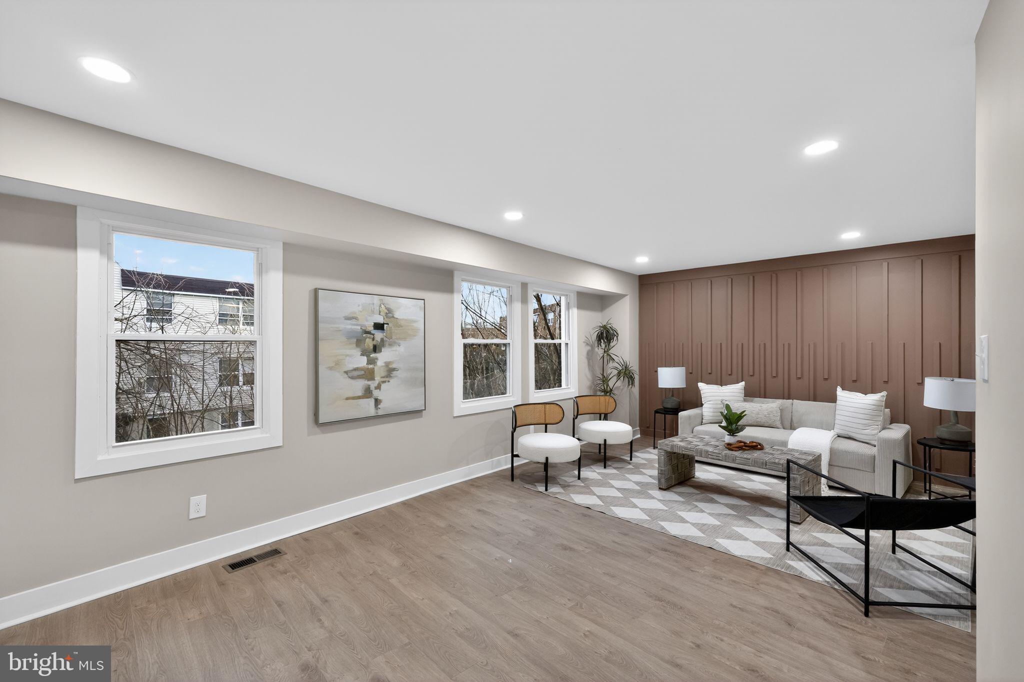 MILL CREEK - Residential