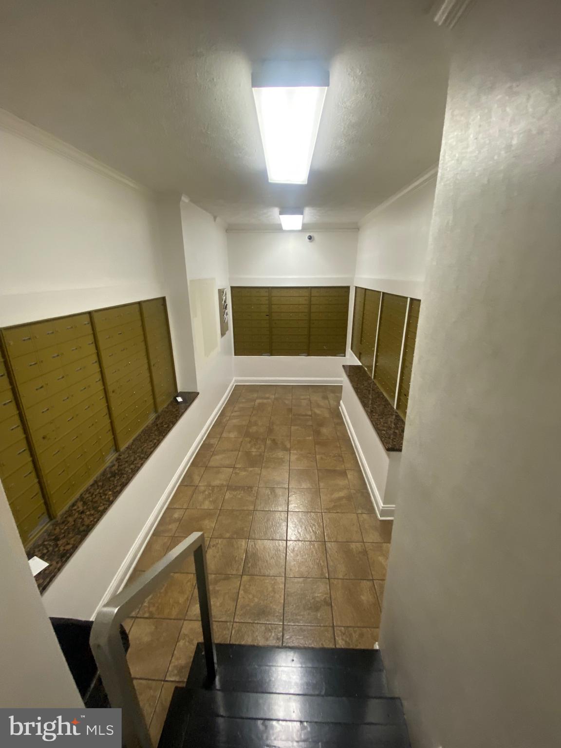1111 ARLINGTON BOULEVARD 204