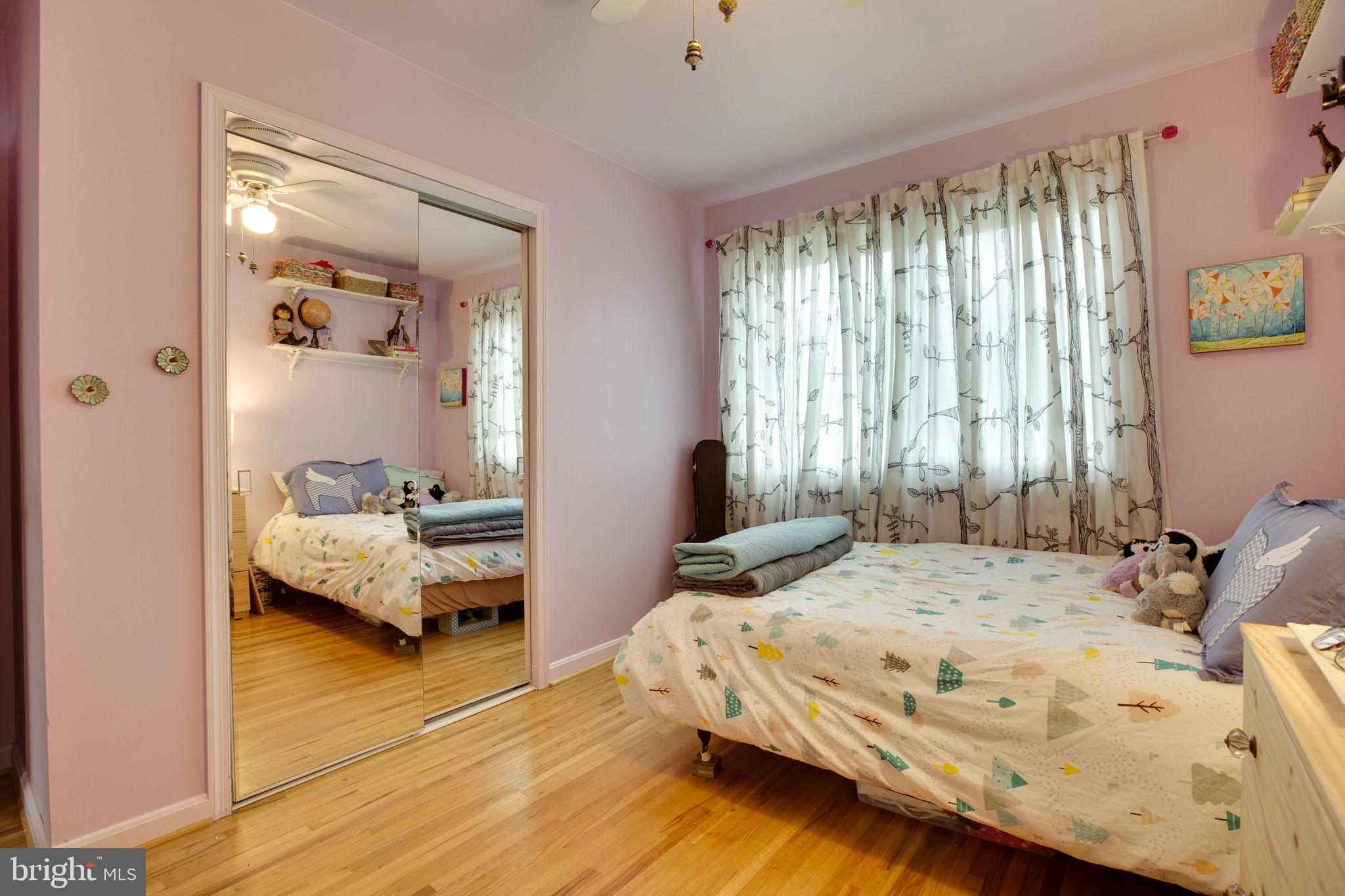 CHALET WOODS - Residential