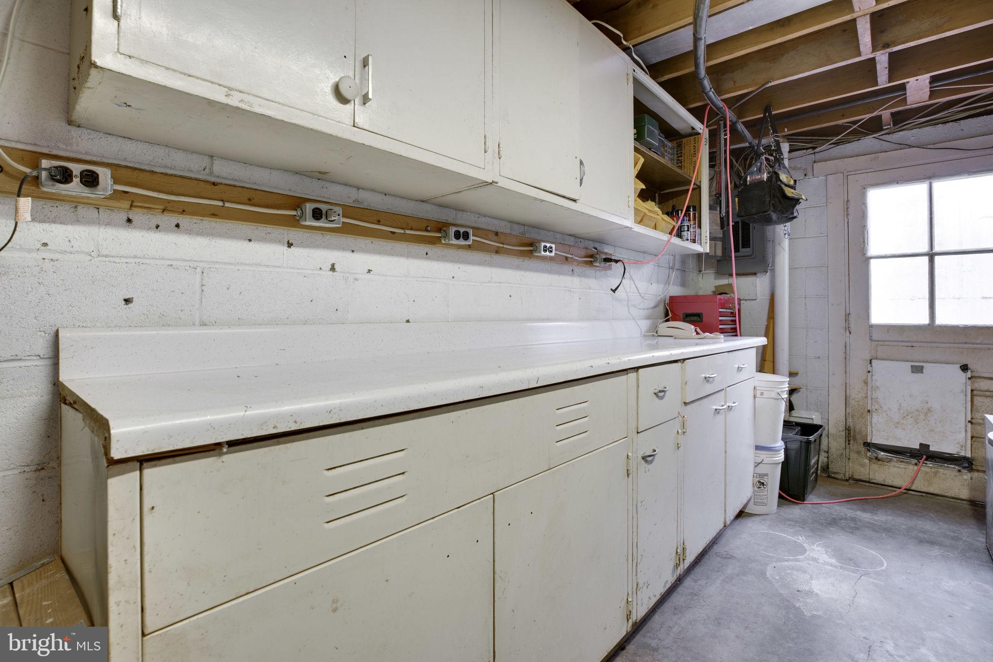 CHALET WOODS - Residential