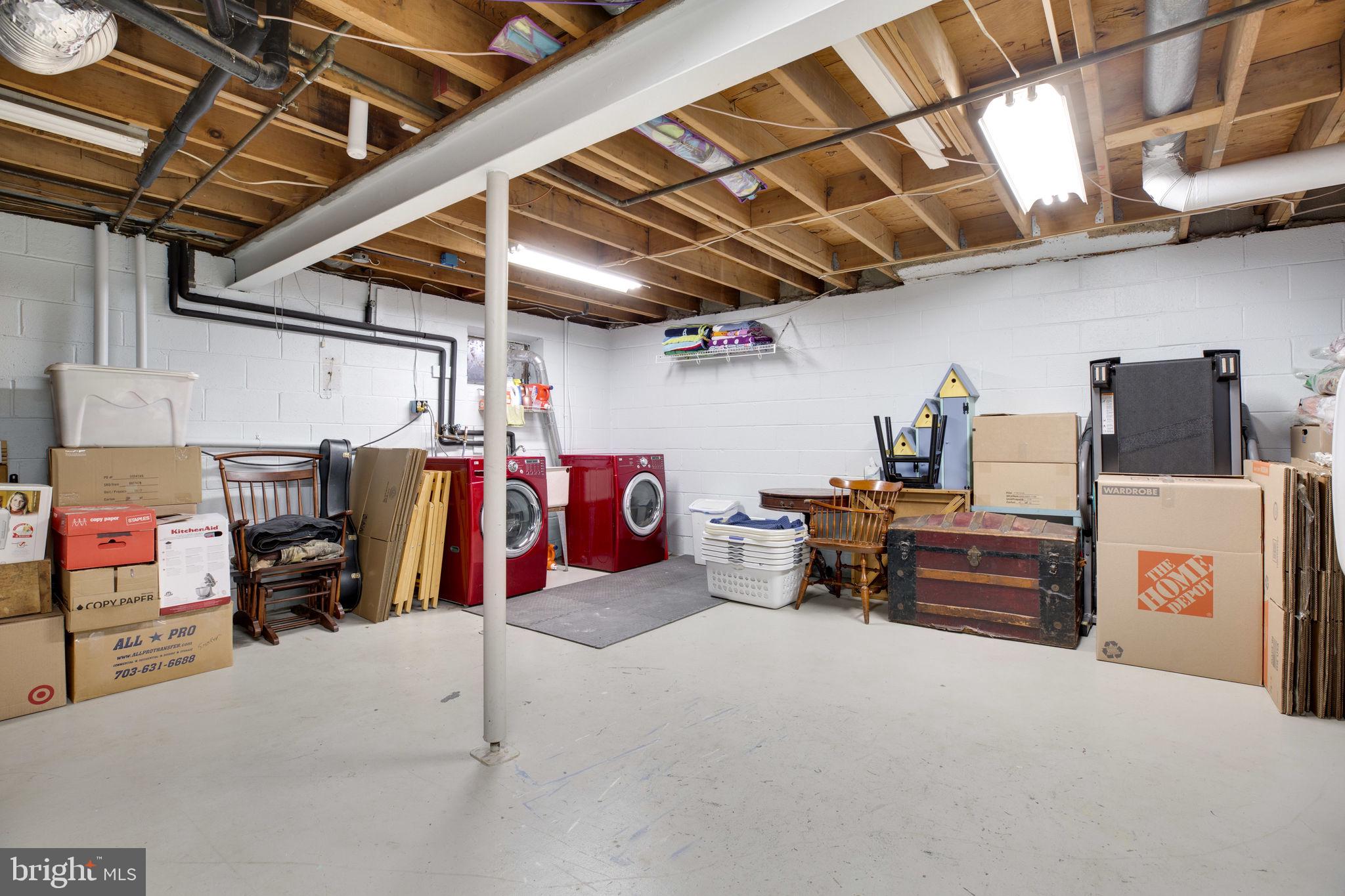 CHALET WOODS - Residential