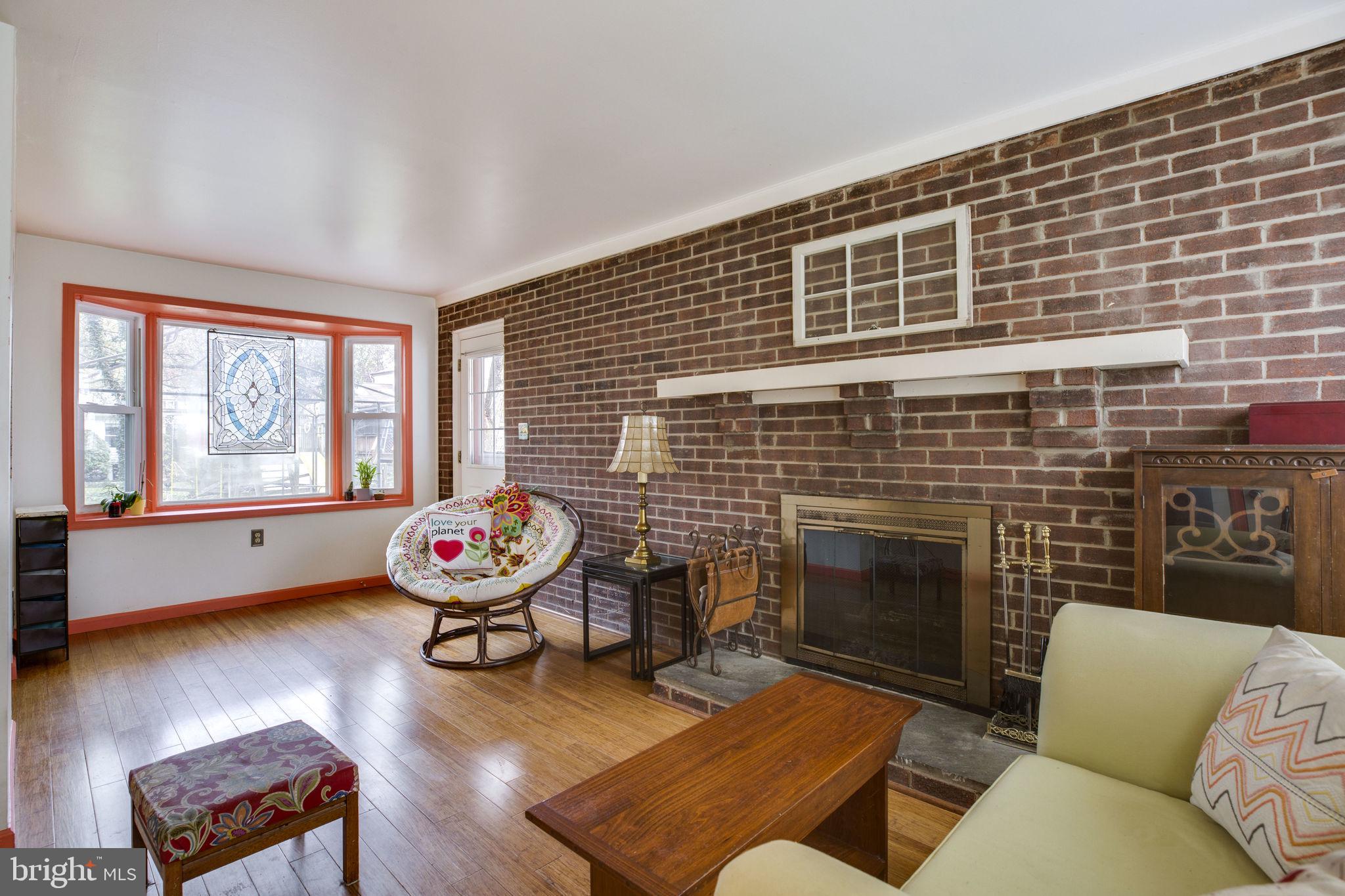 CHALET WOODS - Residential