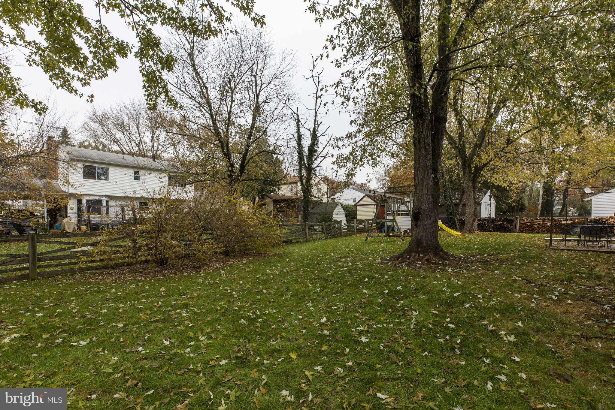 CHALET WOODS - Residential