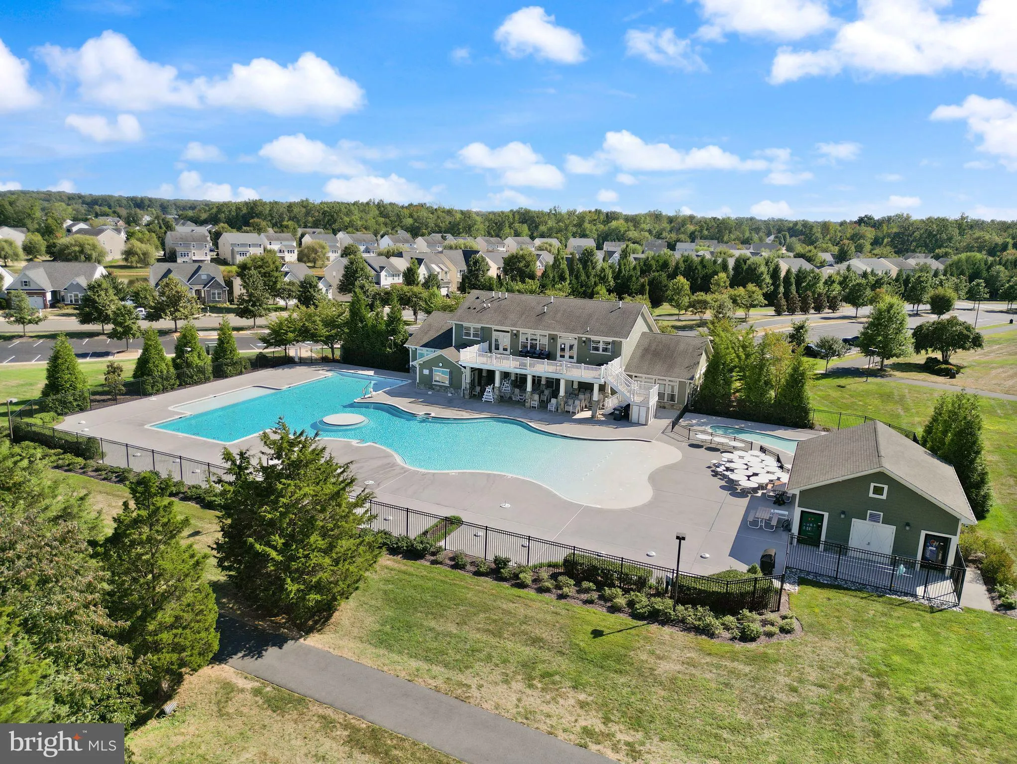 Warrenton, Virginia 20187, United States, 7 Bedrooms Bedrooms, ,5 BathroomsBathrooms,Residential,Active,213551