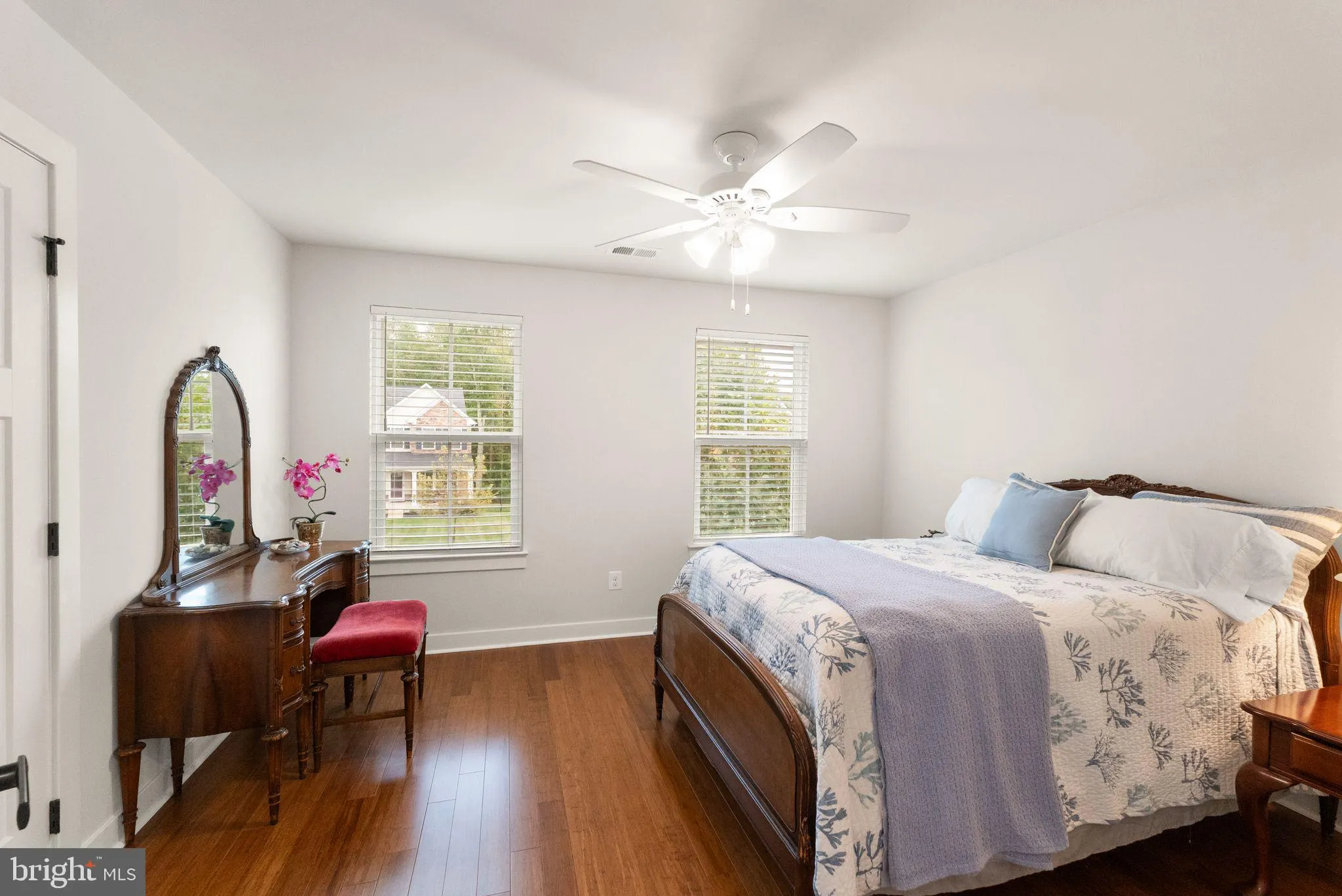 Warrenton, Virginia 20187, United States, 7 Bedrooms Bedrooms, ,5 BathroomsBathrooms,Residential,Active,213551