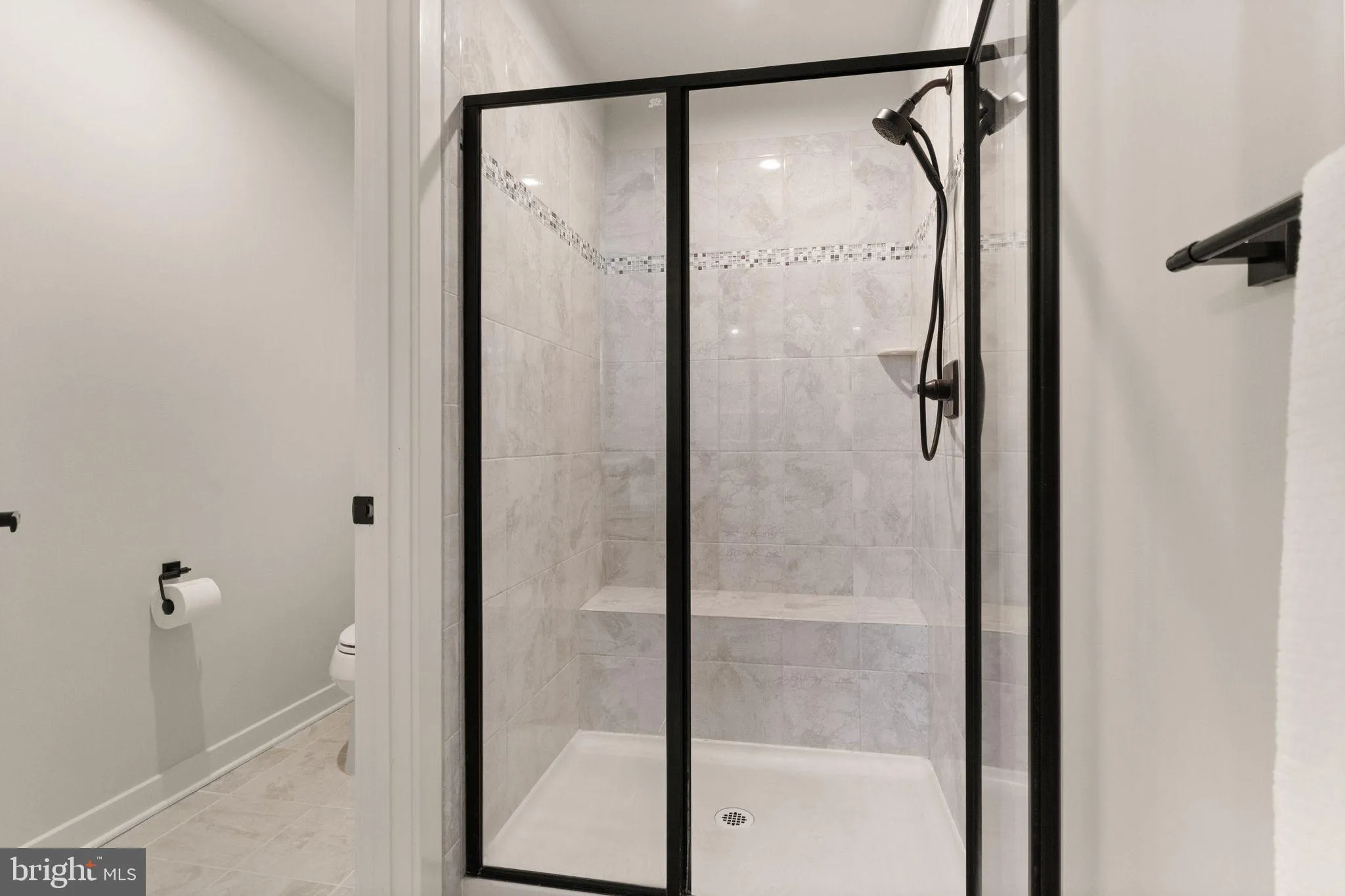 Warrenton, Virginia 20187, United States, 7 Bedrooms Bedrooms, ,5 BathroomsBathrooms,Residential,Active,213551