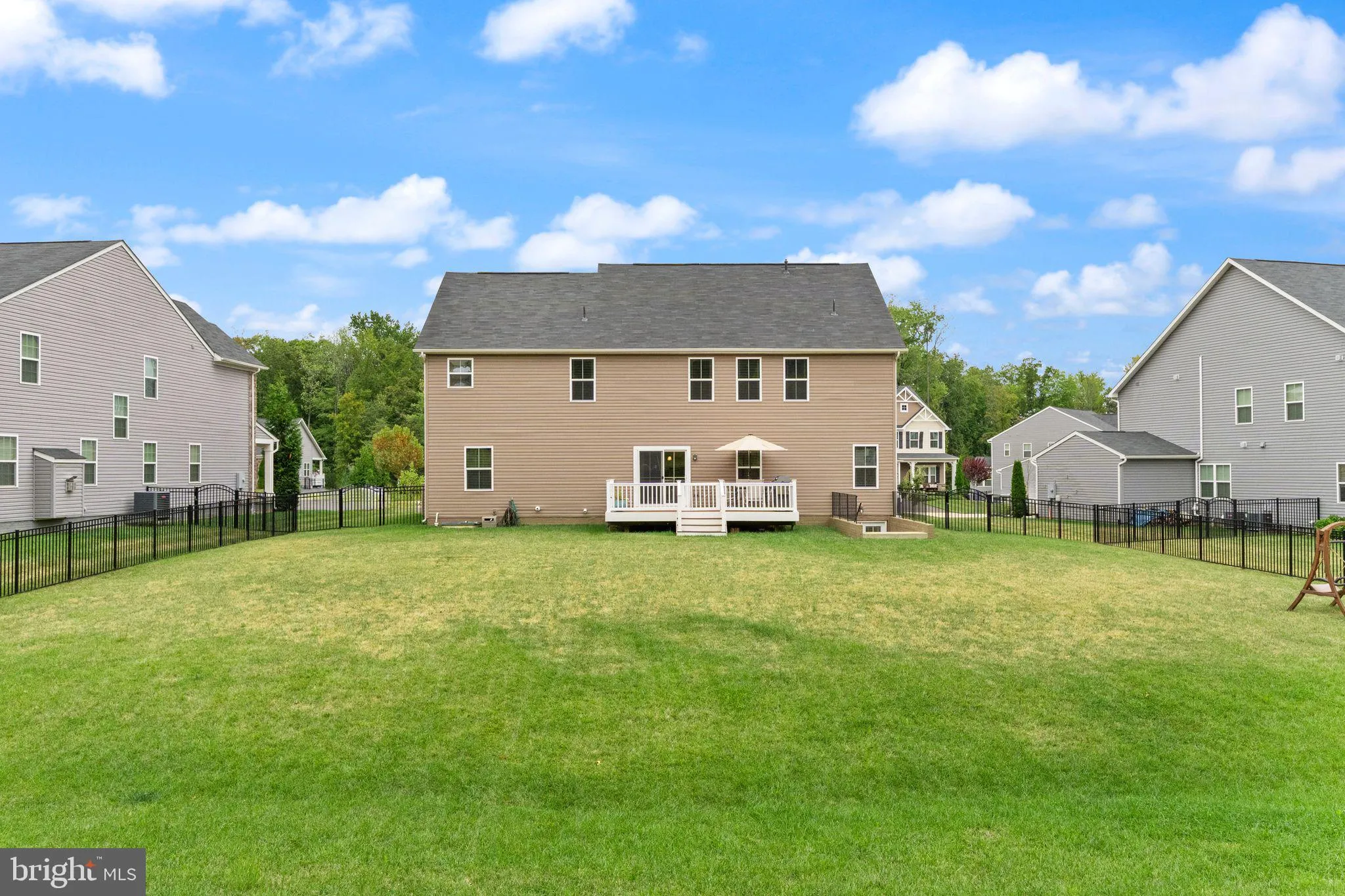 Warrenton, Virginia 20187, United States, 7 Bedrooms Bedrooms, ,5 BathroomsBathrooms,Residential,Active,213551