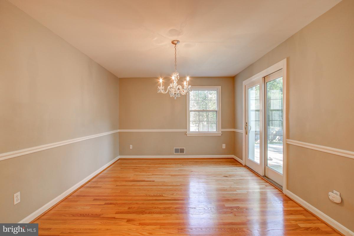 BRADLEY HILLS - Residential Lease