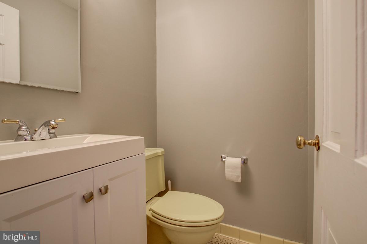 BRADLEY HILLS - Residential Lease