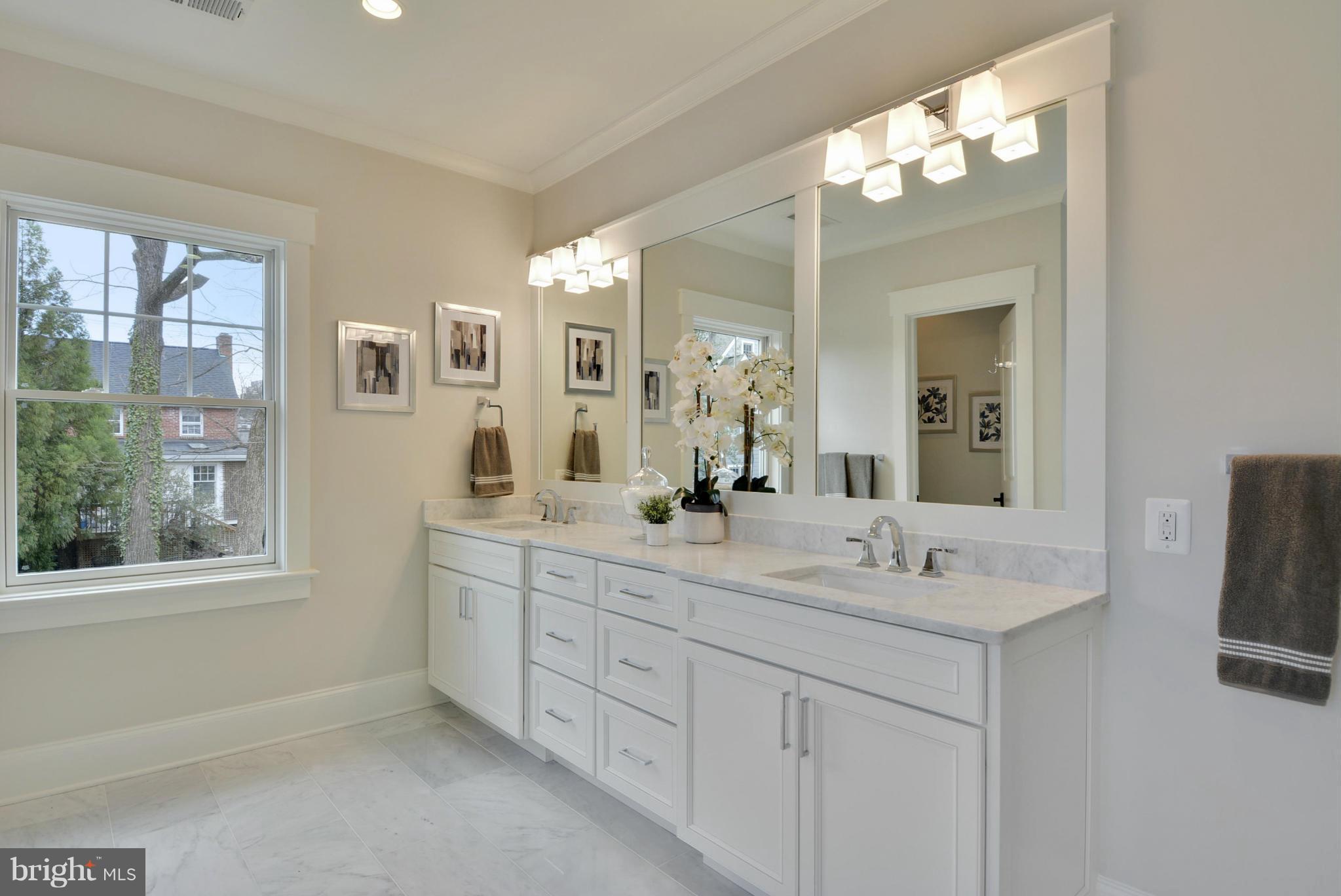 ROSEDALE PARK - Residential