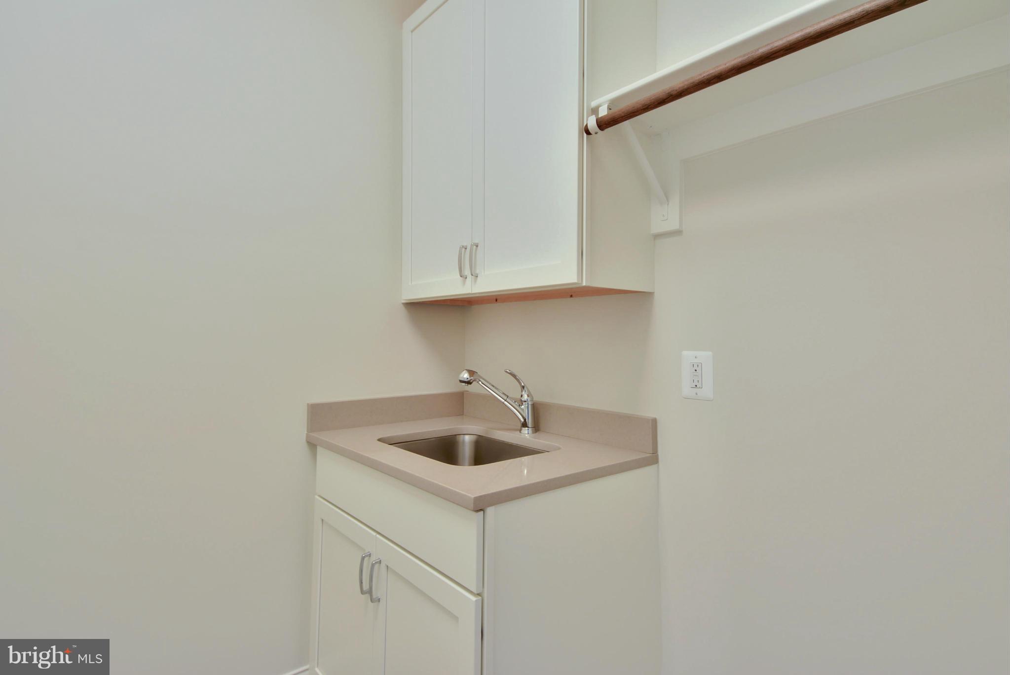 ROSEDALE PARK - Residential