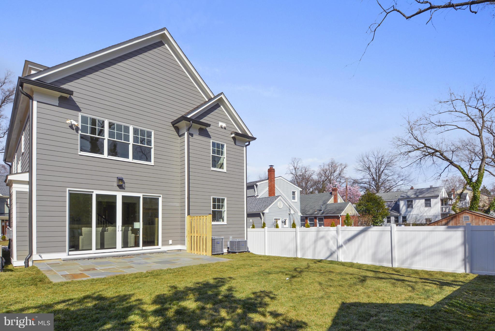 ROSEDALE PARK - Residential