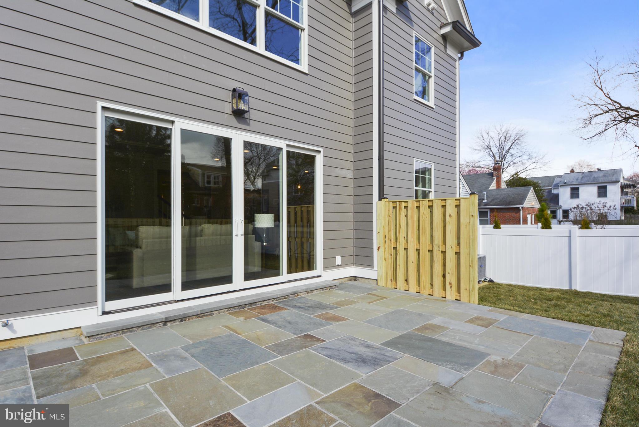ROSEDALE PARK - Residential