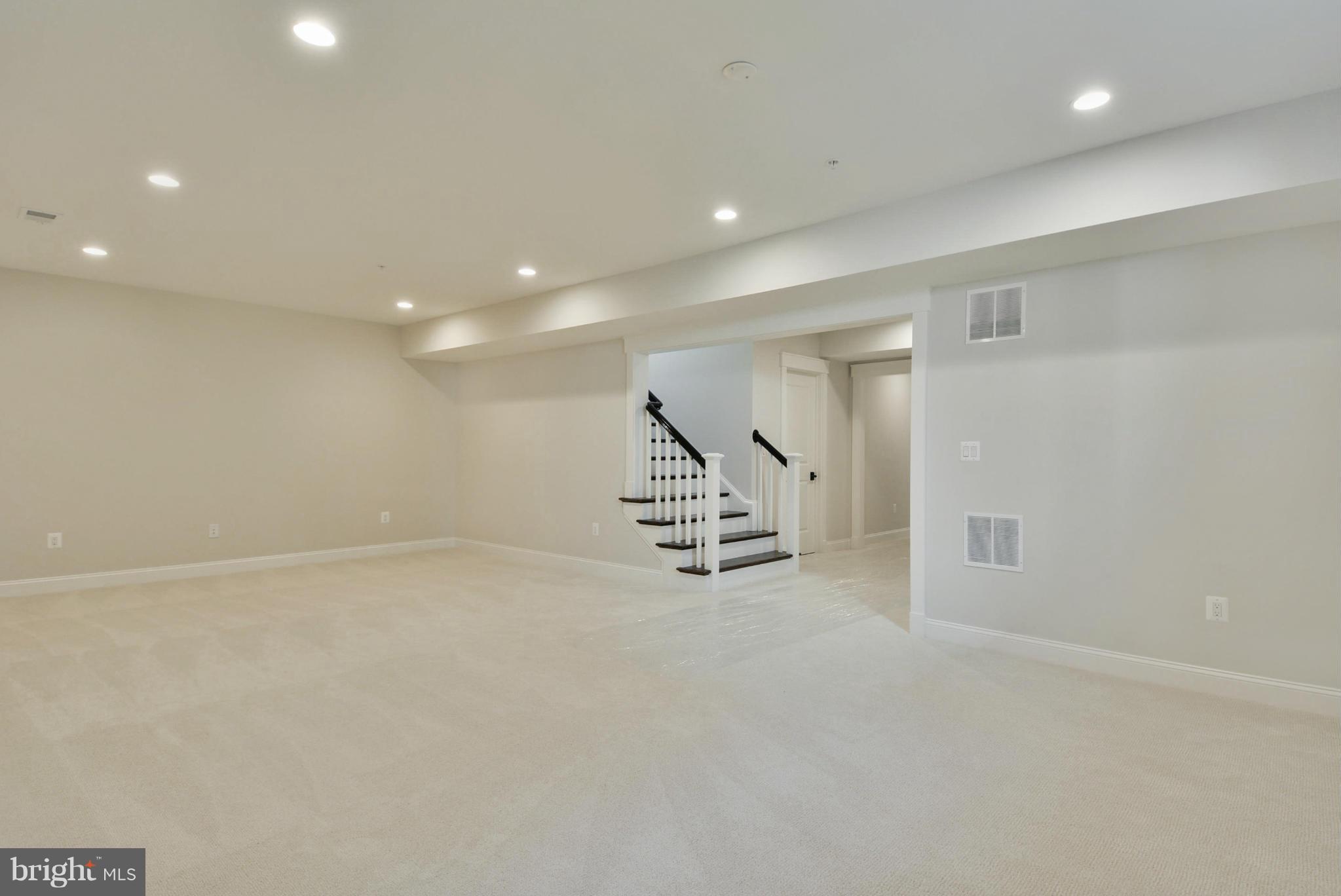 ROSEDALE PARK - Residential