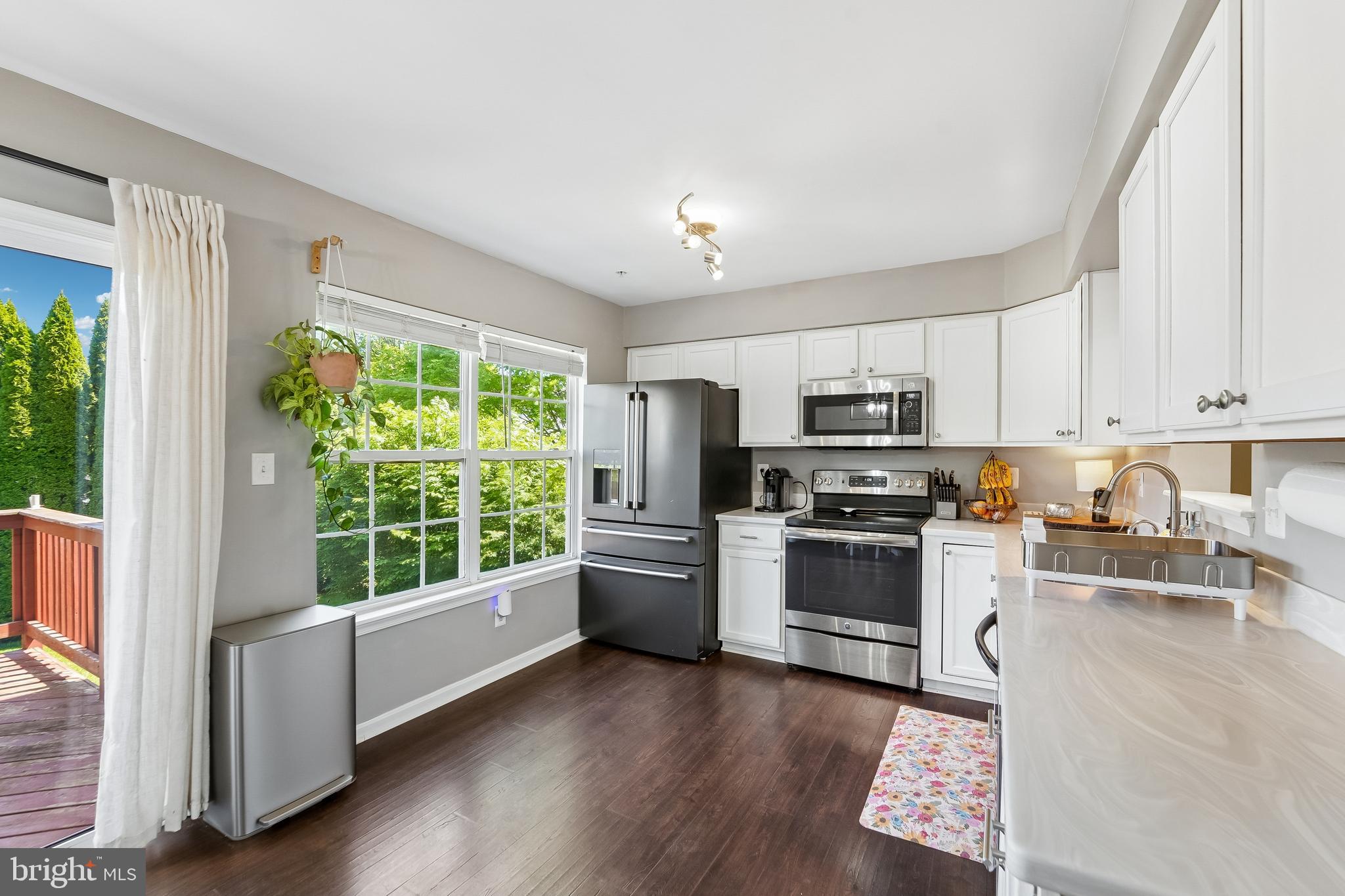 REISTERSTOWN VILLAGE - Residential