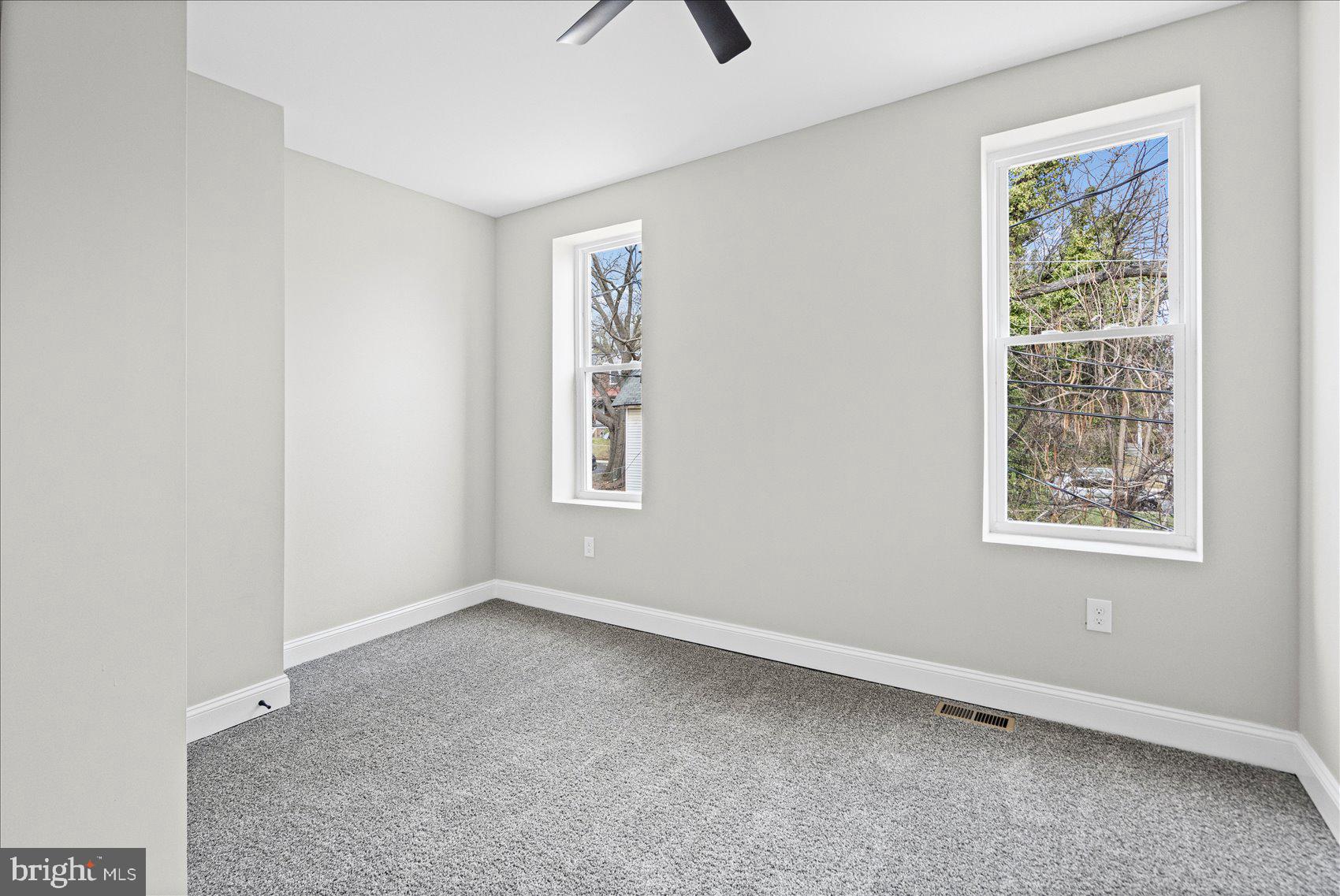 PEN LUCY - Residential