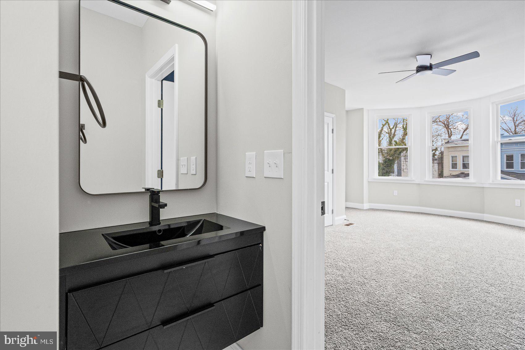 PEN LUCY - Residential