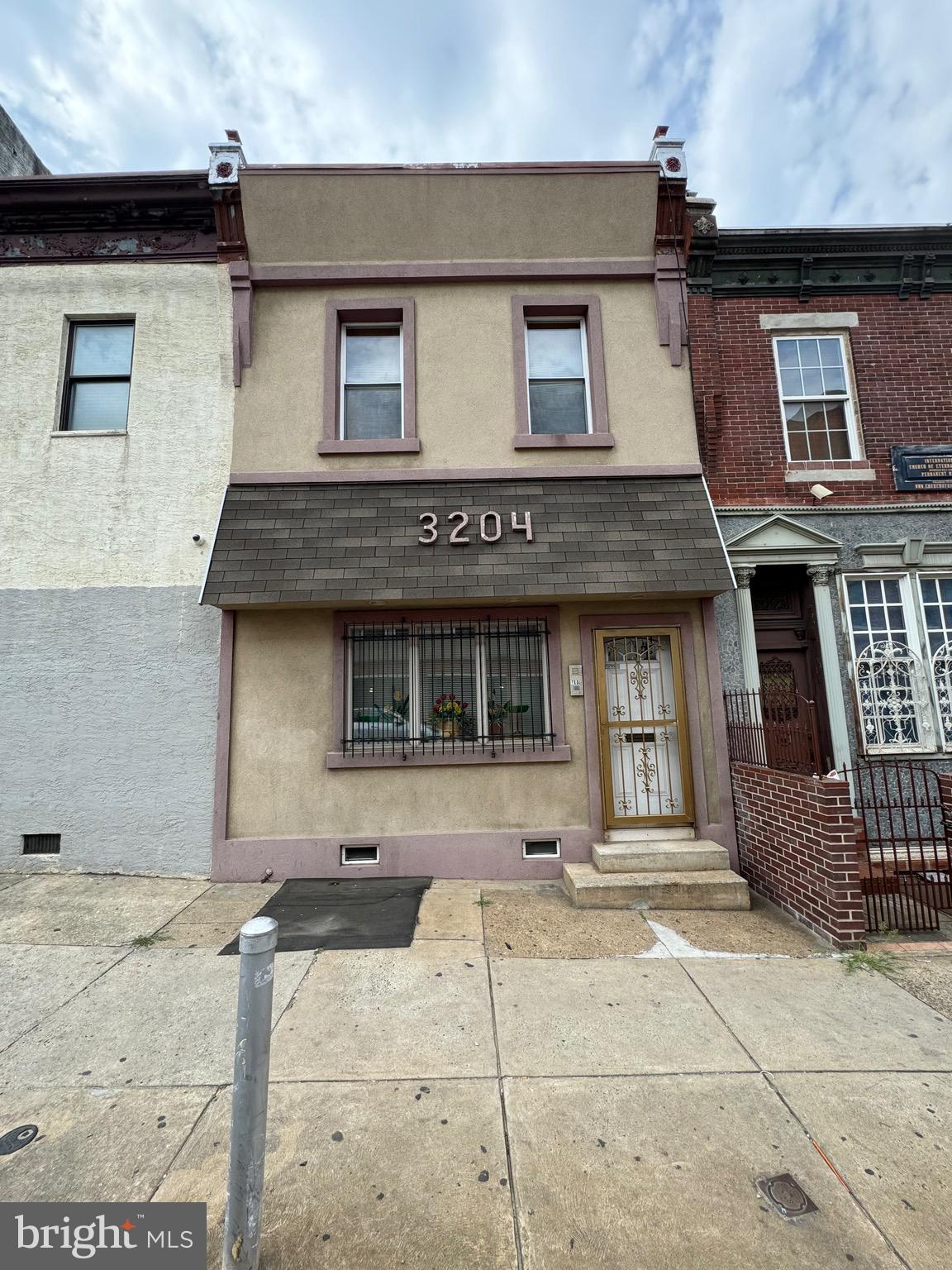 Investment Opportunity: Well-Maintained Four-Unit Building with Commercial Zoning
Discover the potential of 3204 Frankford ave, a meticulously maintained four-unit building offering a blend of residential comfort and commercial opportunity. This property is zoned for commercial use, making it ideal for savvy investors seeking versatile income streams.
Key Features:
Residential Units: Each unit features elegant hardwood flooring, modern stand-up showers, and granite countertops.
Commercial Zoning: Perfect for businesses looking for a central location with high visibility and accessibility.
Investment Potential: Proven track record as a reliable income generator with low vacancy rates.
Additional Features:
Location Advantage: Conveniently located on busy Frankford avenue and allegheny avenue.
Maintenance: Well-maintained with recent updates ensuring tenant satisfaction and minimal upkeep costs.
Financial Considerations:
Rental Income: Potential for strong rental income from both residential and commercial tenants.
Opportunity Awaits:
Don’t miss out on this rare opportunity to own a versatile property in a prime location. Whether you’re looking to expand your investment portfolio or secure a place to live and work, 3204 Frankford avenue offers the perfect blend of functionality and potential. Contact us today to schedule a private viewing or for more information.
