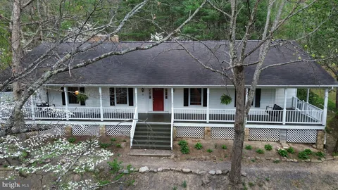 232 Oakmont Estates Drive, Franklin, WV 26807 - #: WVPT2001110