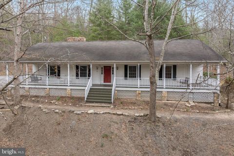 Homes For Sale - 232 Oakmont Estates Drive<br/> Pendleton County, FRANKLIN, WV 26807