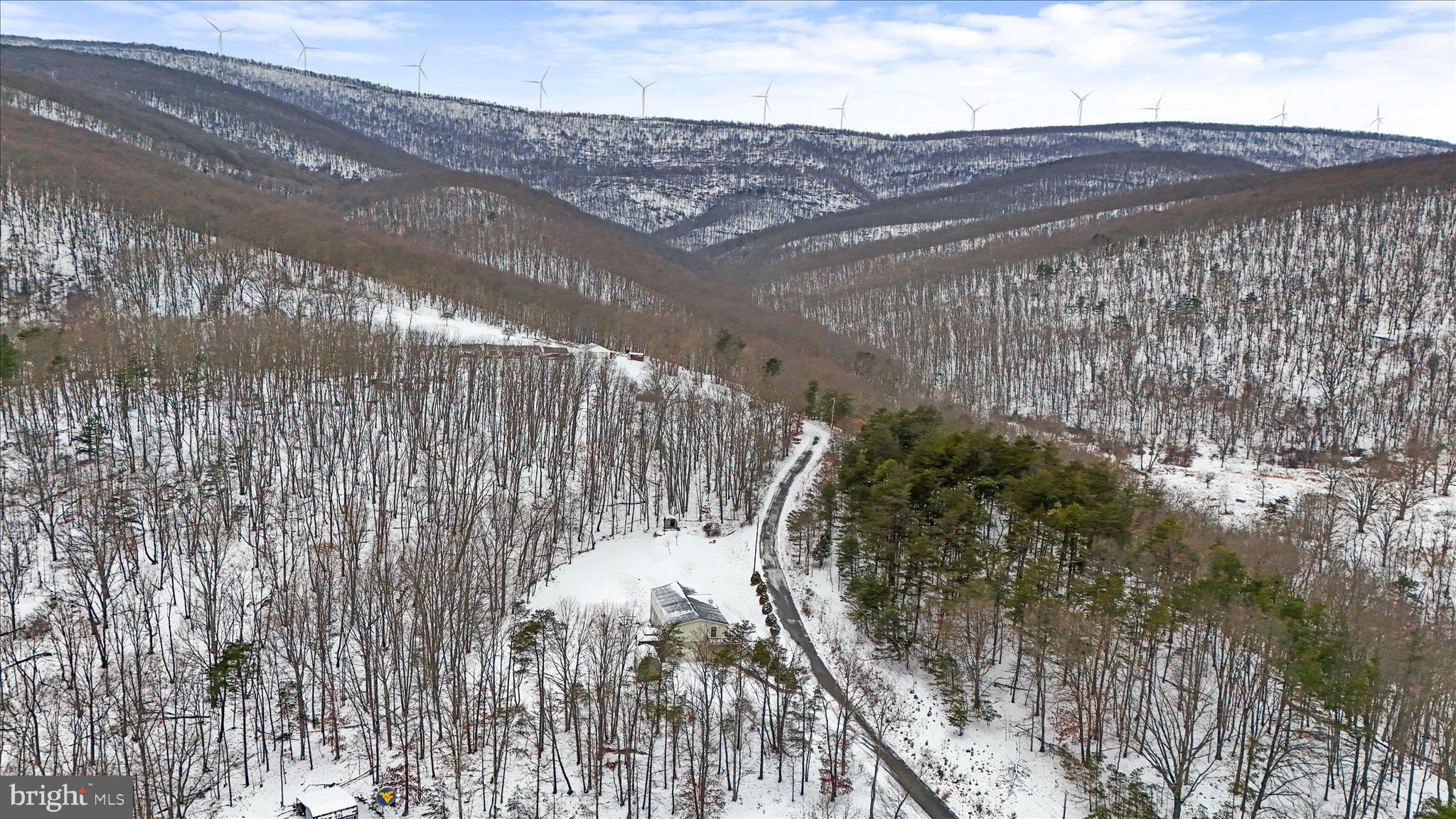 PINEPOINTE - Residential