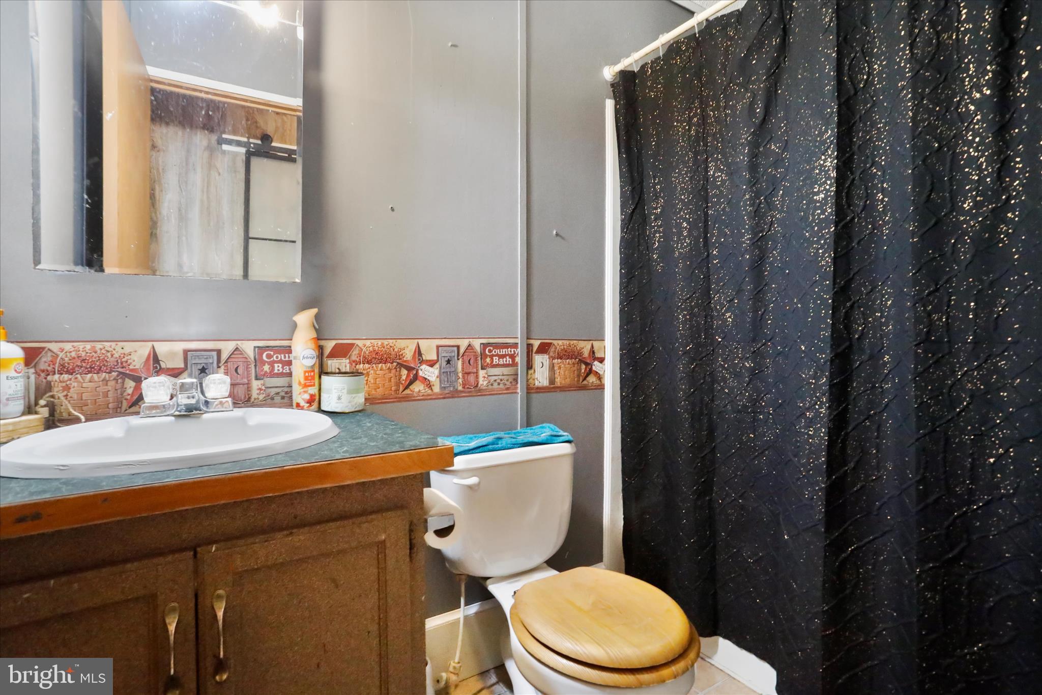 PINEPOINTE - Residential