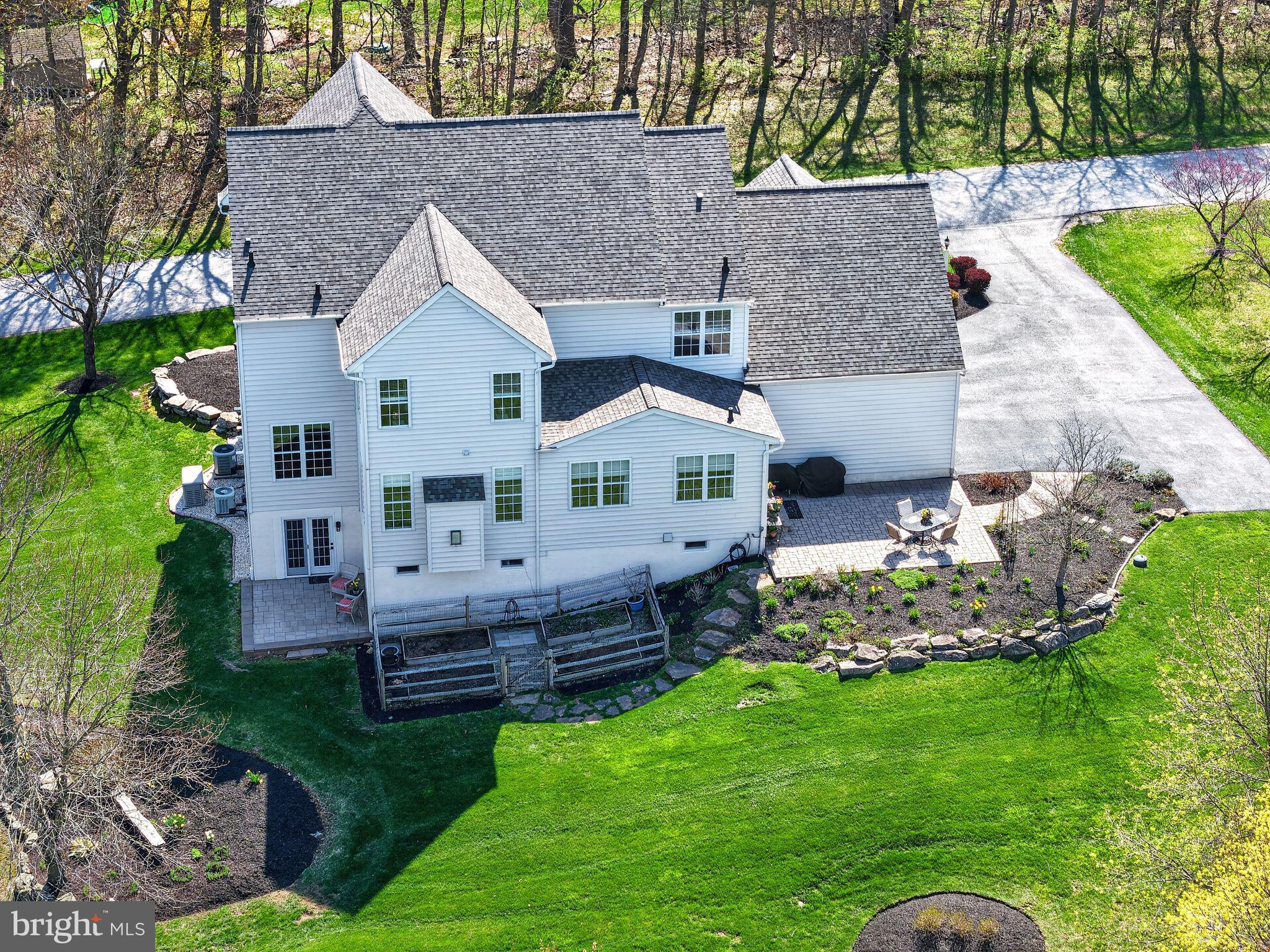 STEEPLEVIEW AT GLE - Residential