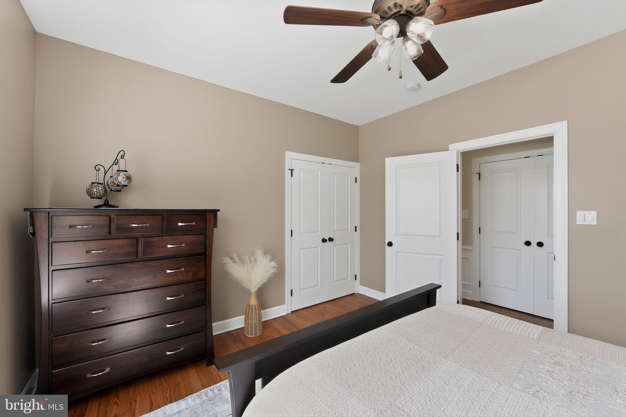 STEEPLEVIEW AT GLE - Residential