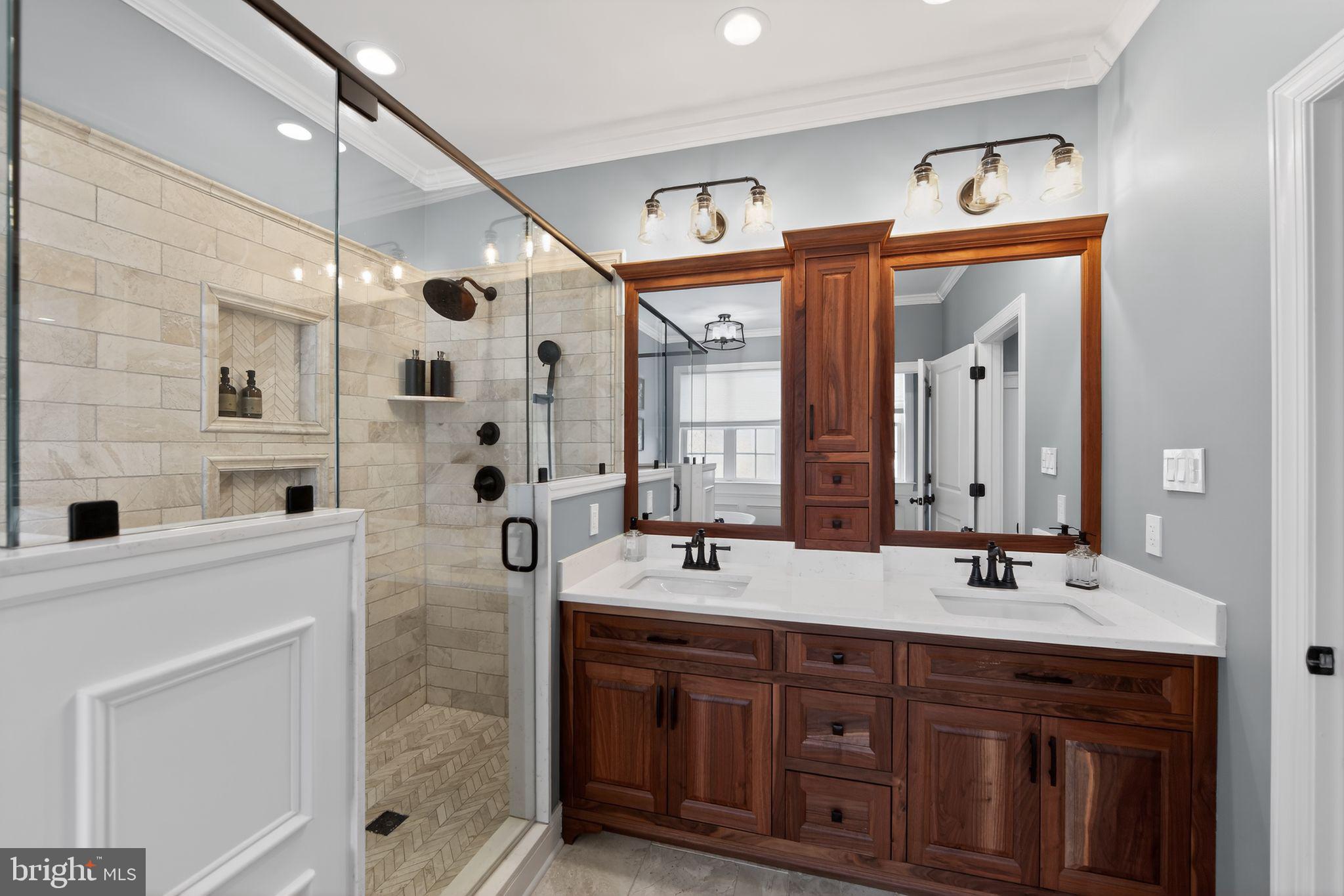 STEEPLEVIEW AT GLE - Residential