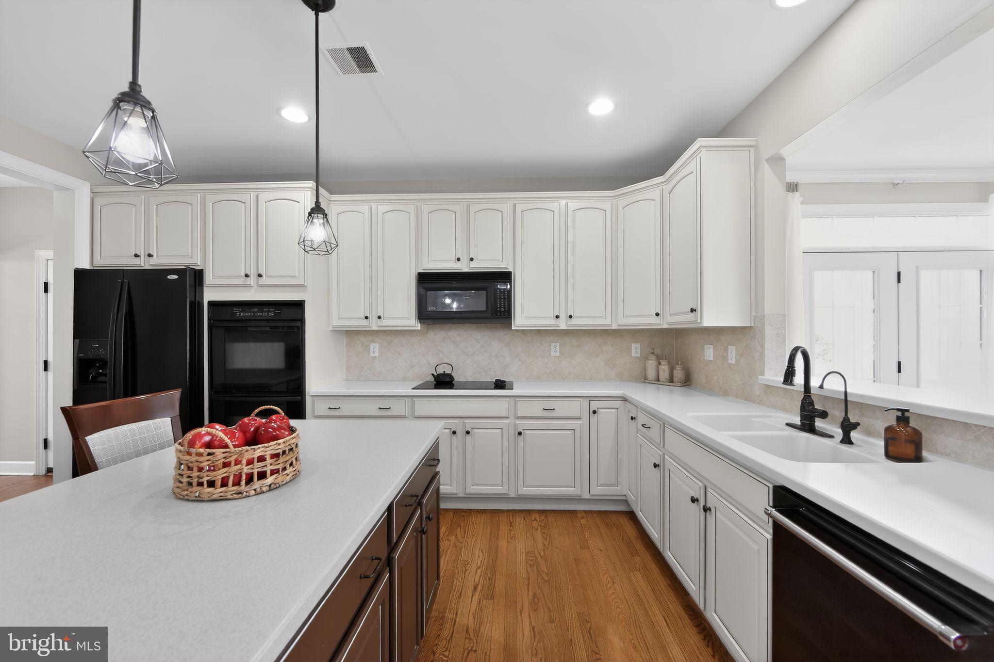 STEEPLEVIEW AT GLE - Residential