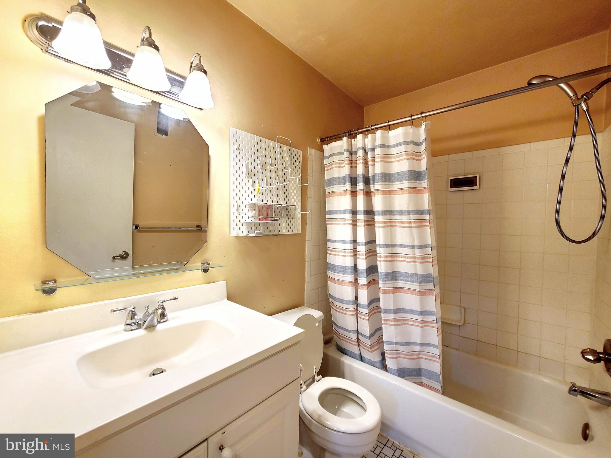 BOLTON HILL HISTORIC DISTRICT - Residential