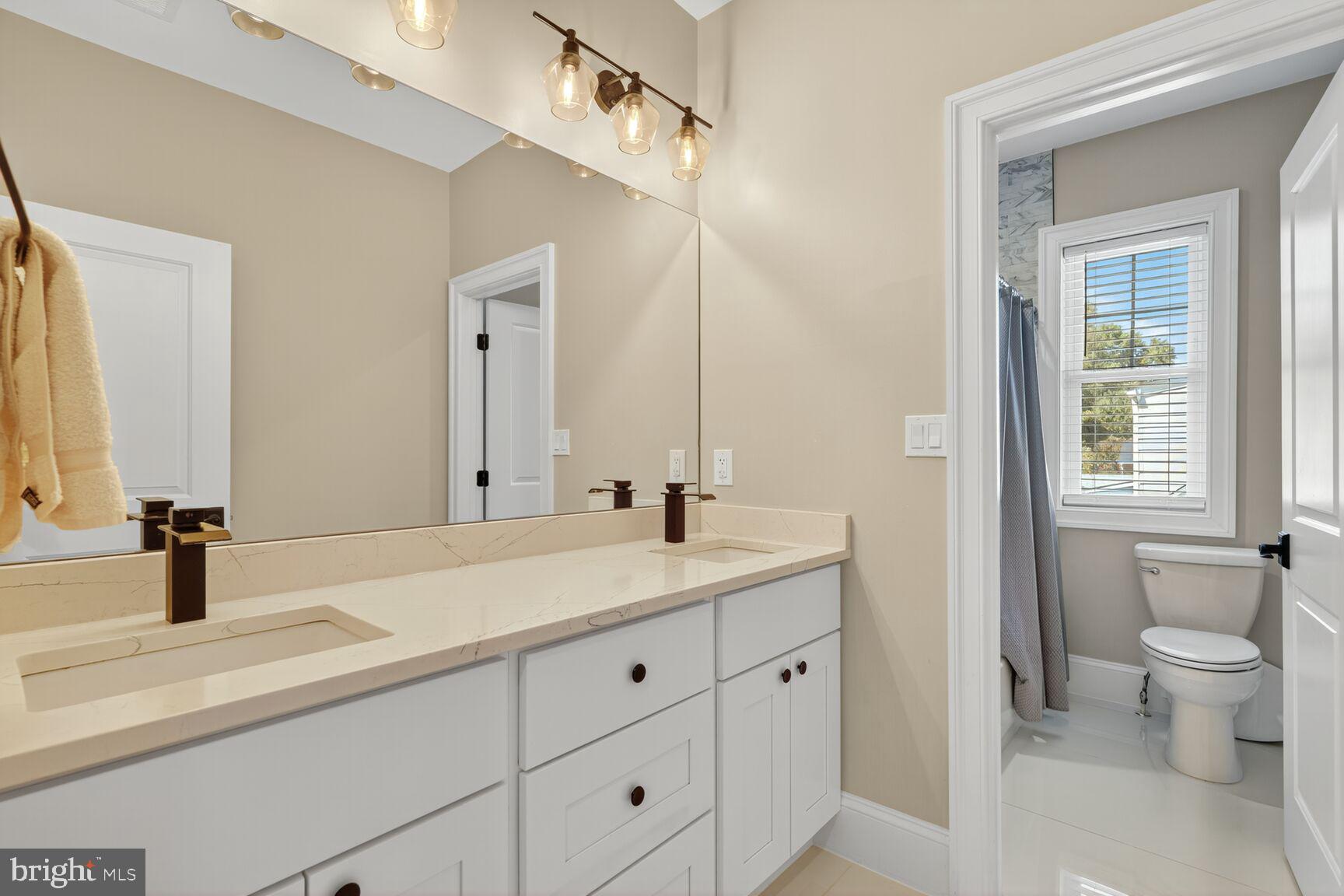 GREENWAY DOWNS - Residential