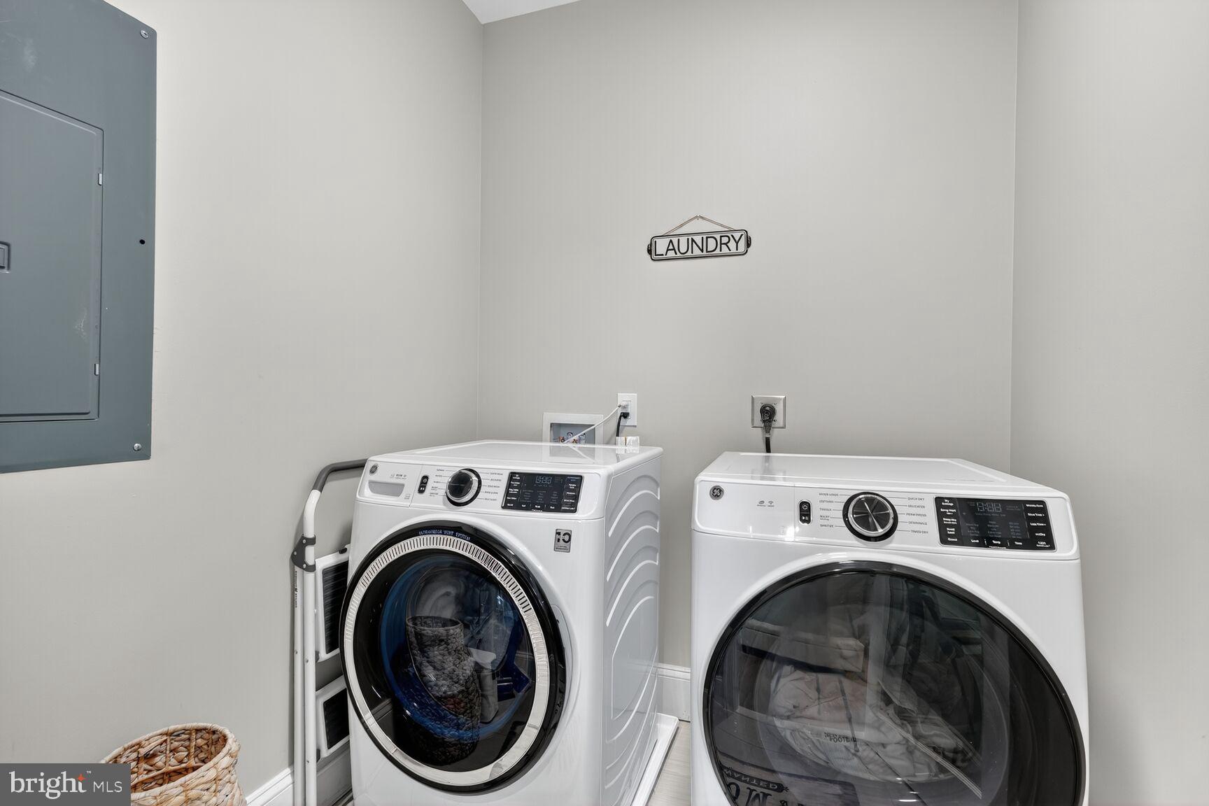 GREENWAY DOWNS - Residential