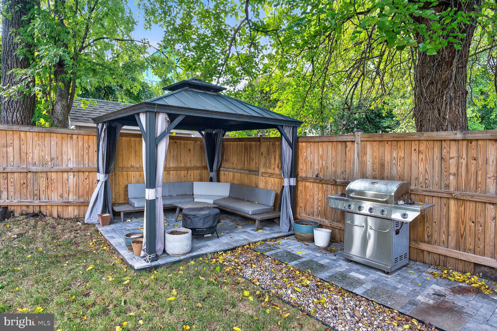 GREENWAY DOWNS - Residential