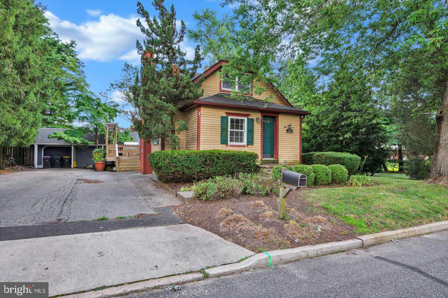 268 FAIRVIEW AVENUE