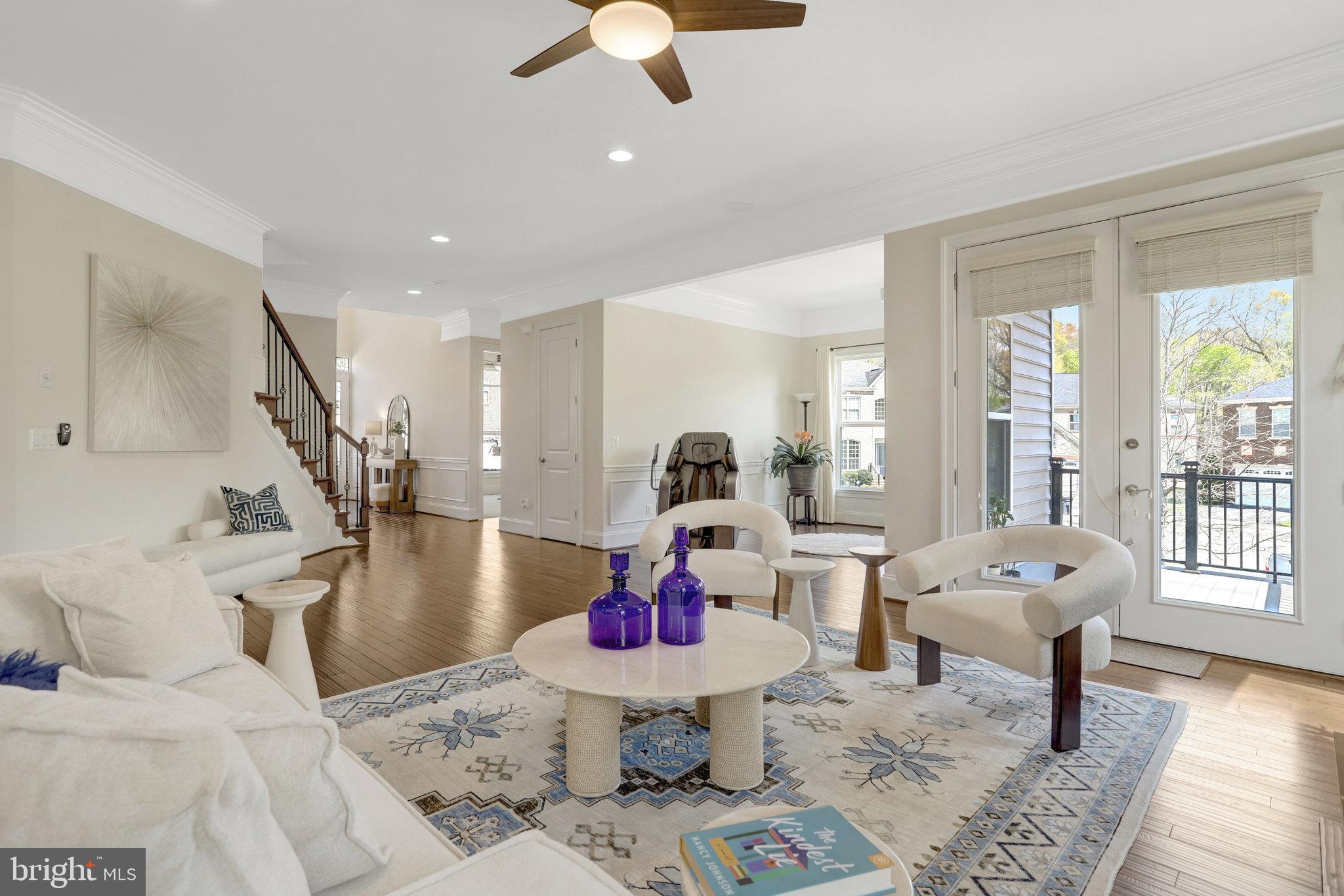 PARK POINTE - Residential