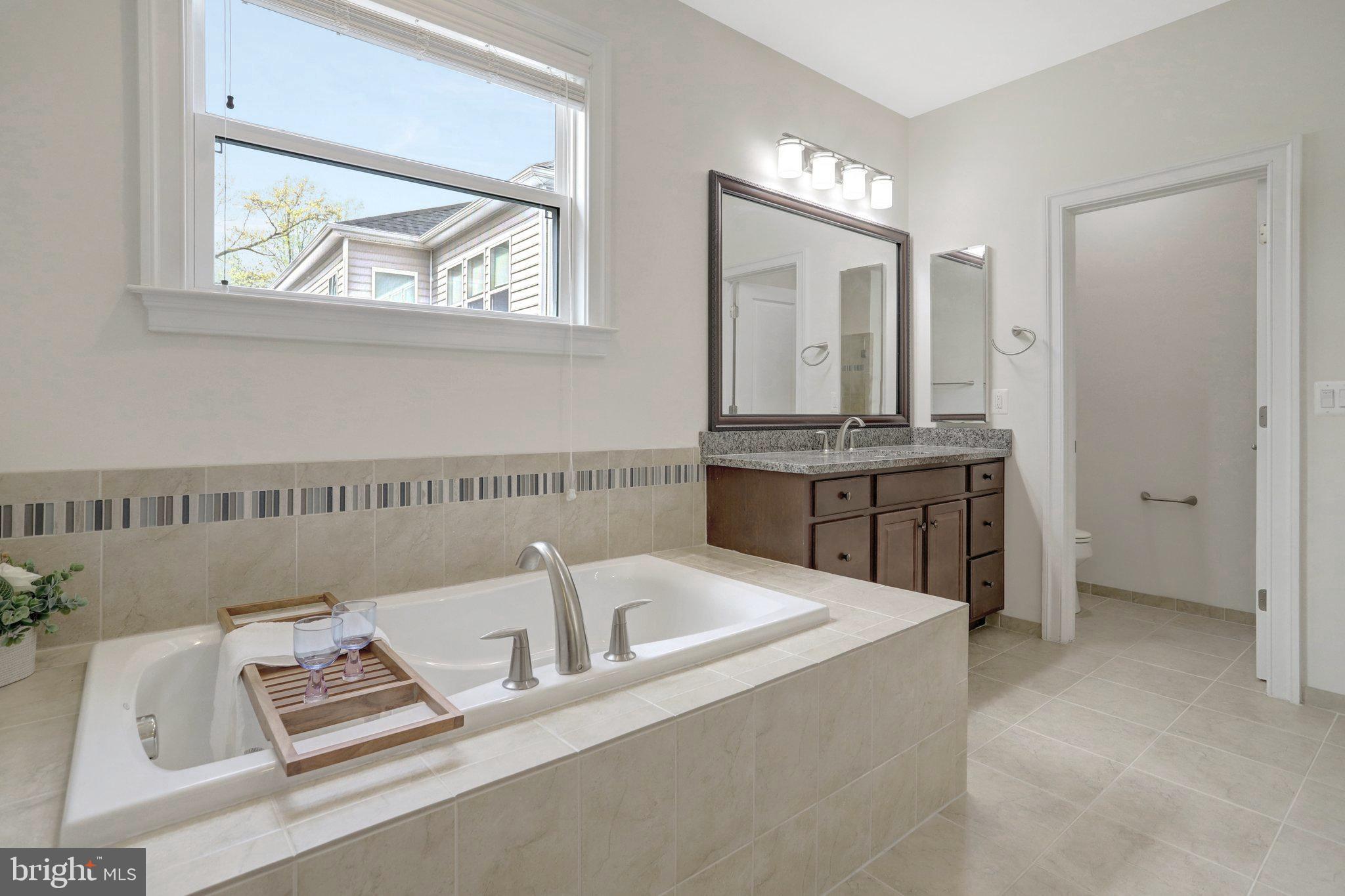 PARK POINTE - Residential