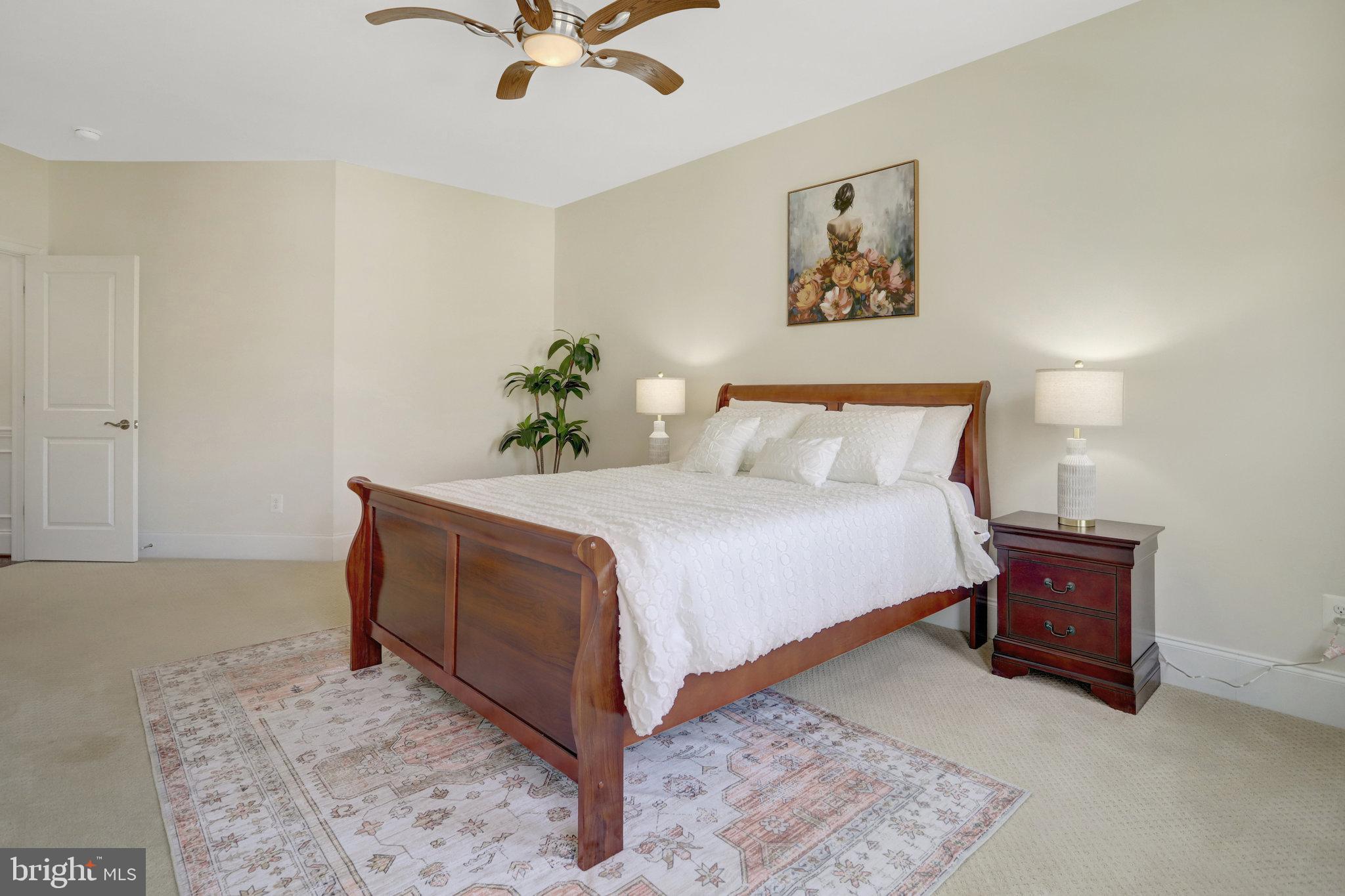 PARK POINTE - Residential