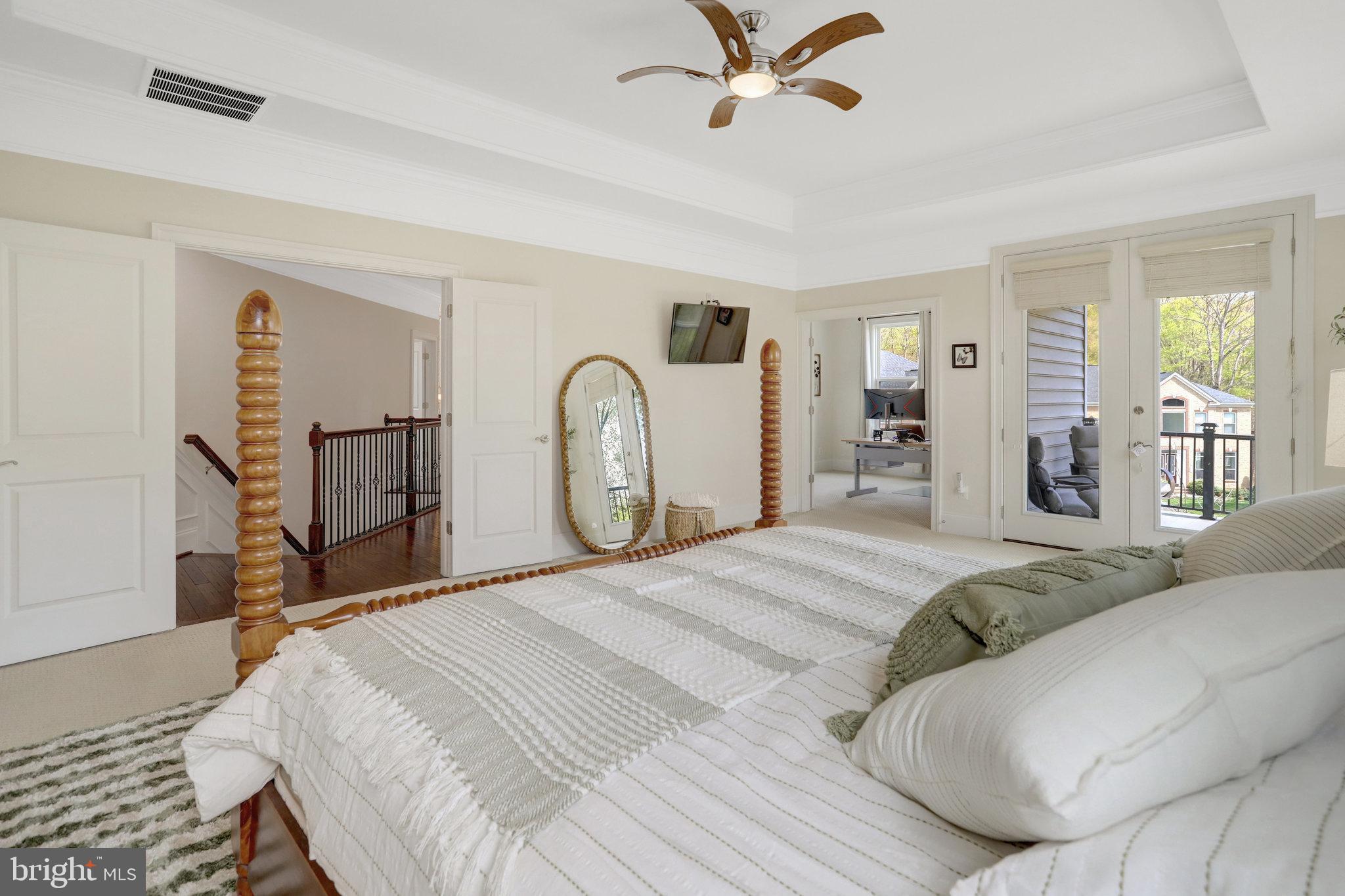 PARK POINTE - Residential