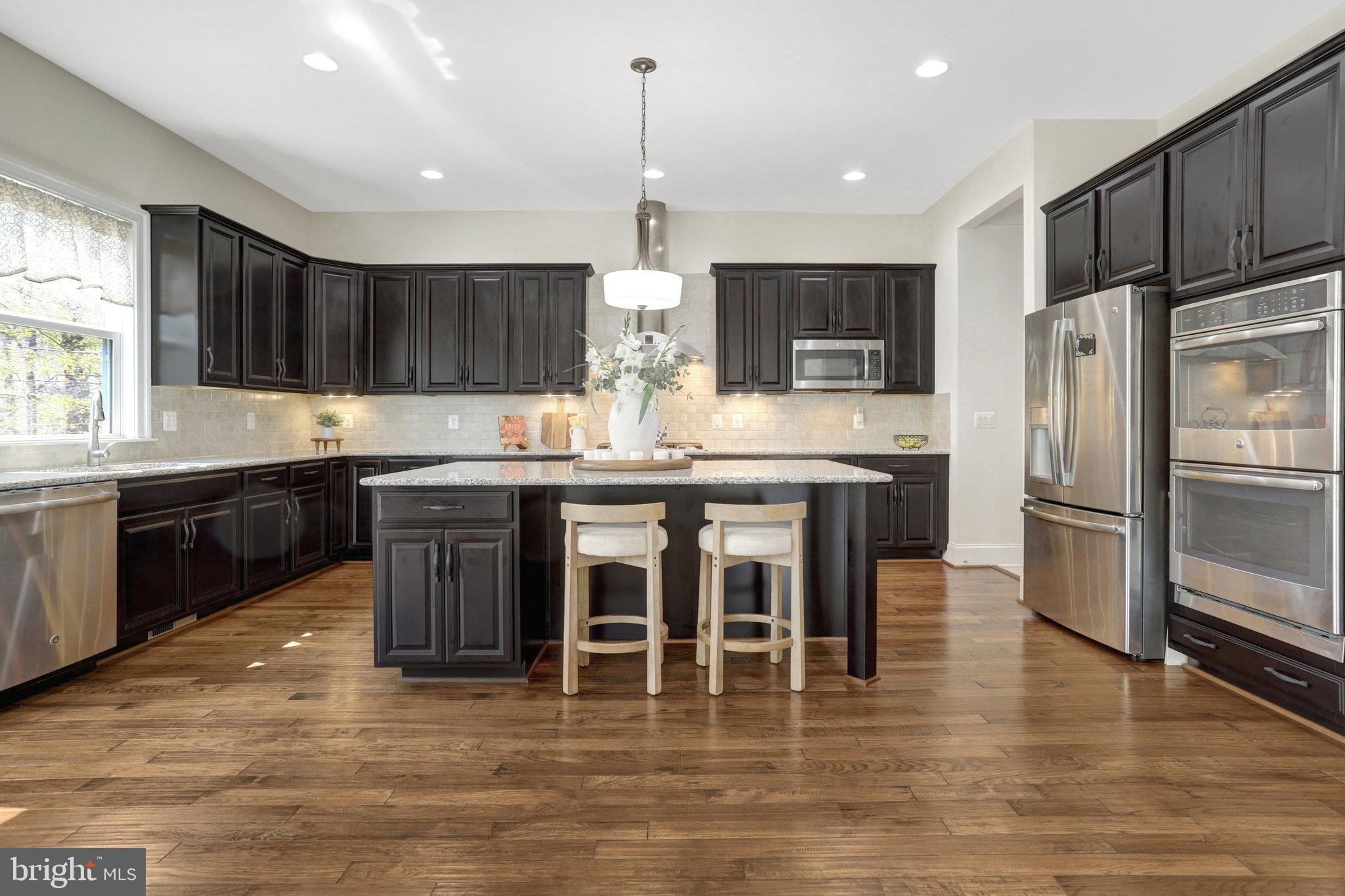 PARK POINTE - Residential