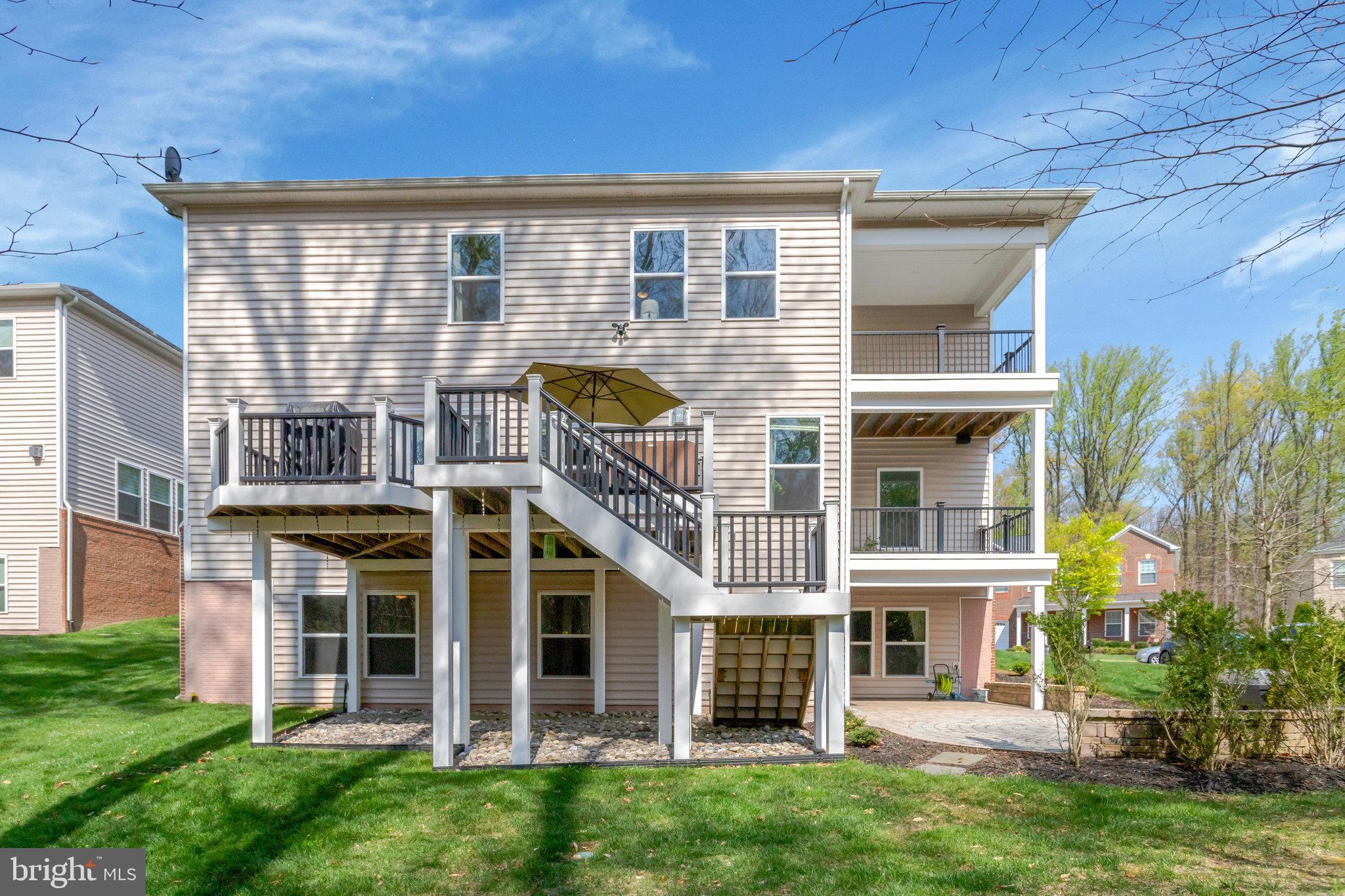 PARK POINTE - Residential