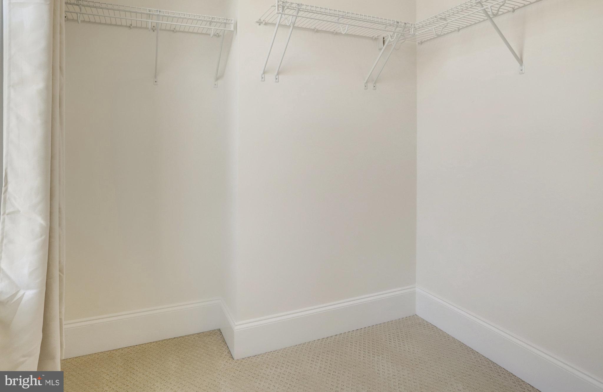 PARK POINTE - Residential