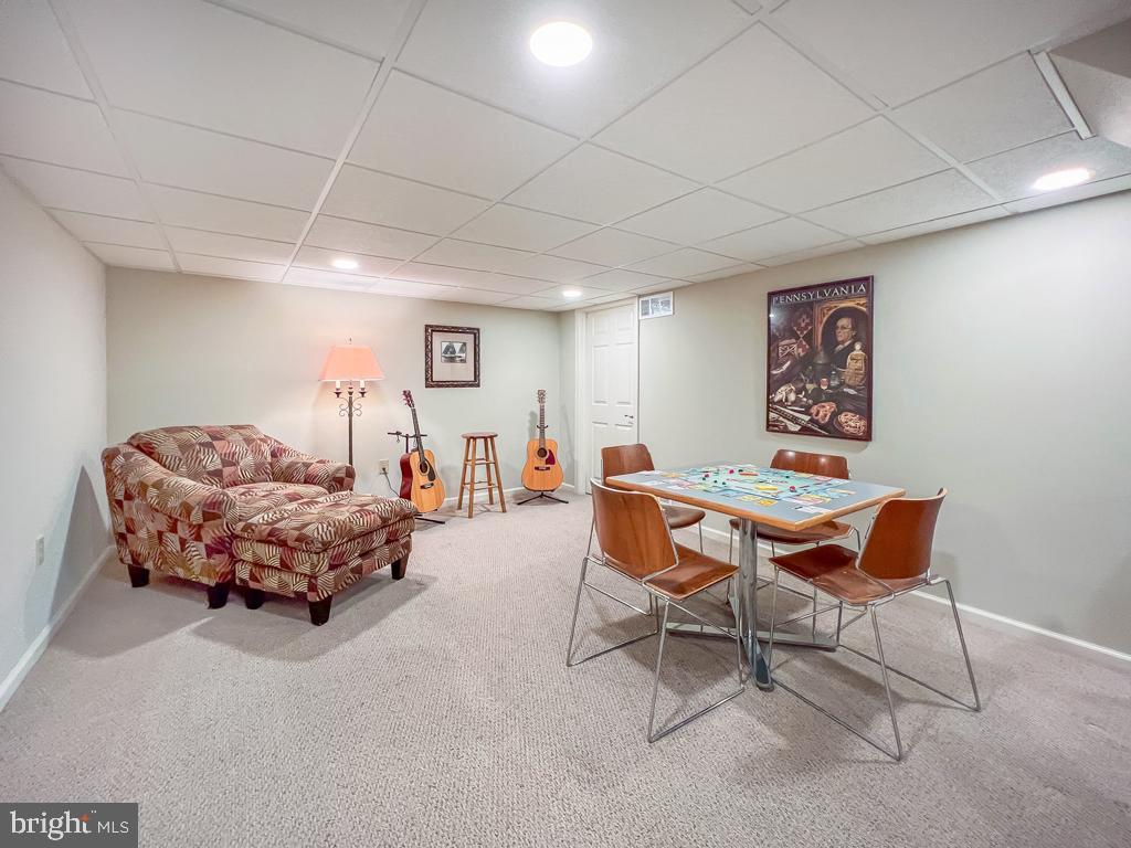 NORWALK - Residential