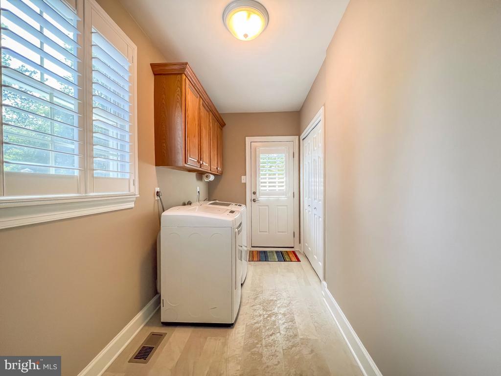 NORWALK - Residential