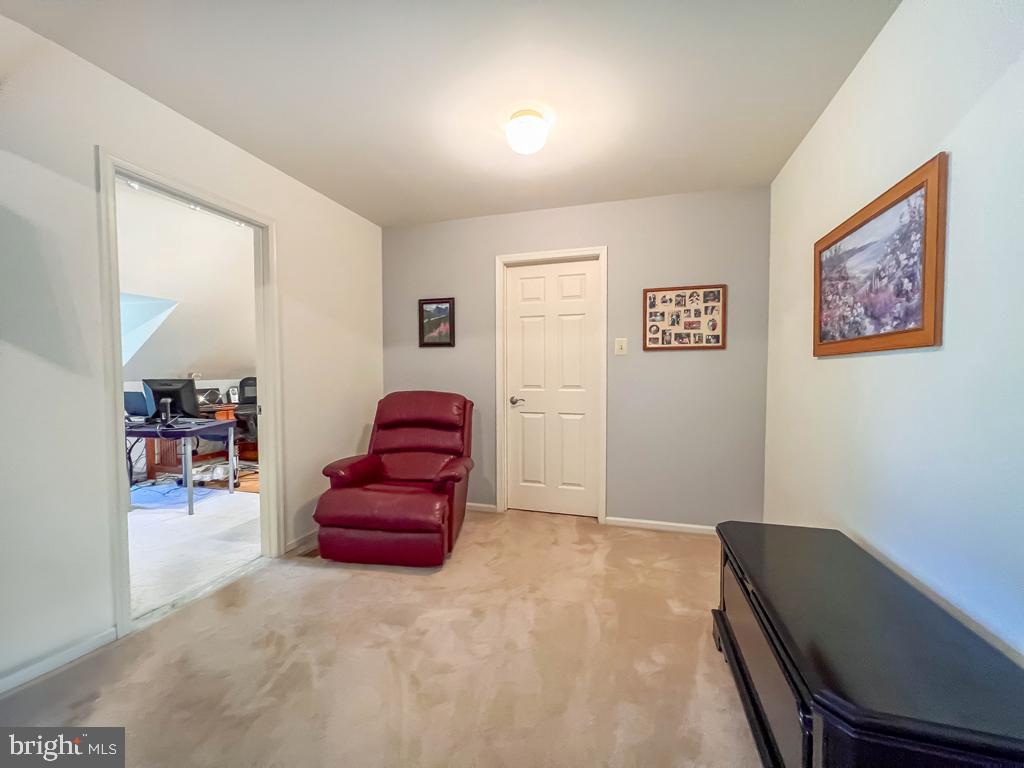 NORWALK - Residential