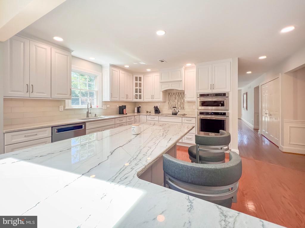 NORWALK - Residential