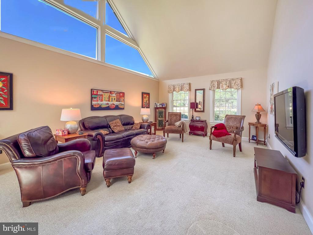 NORWALK - Residential